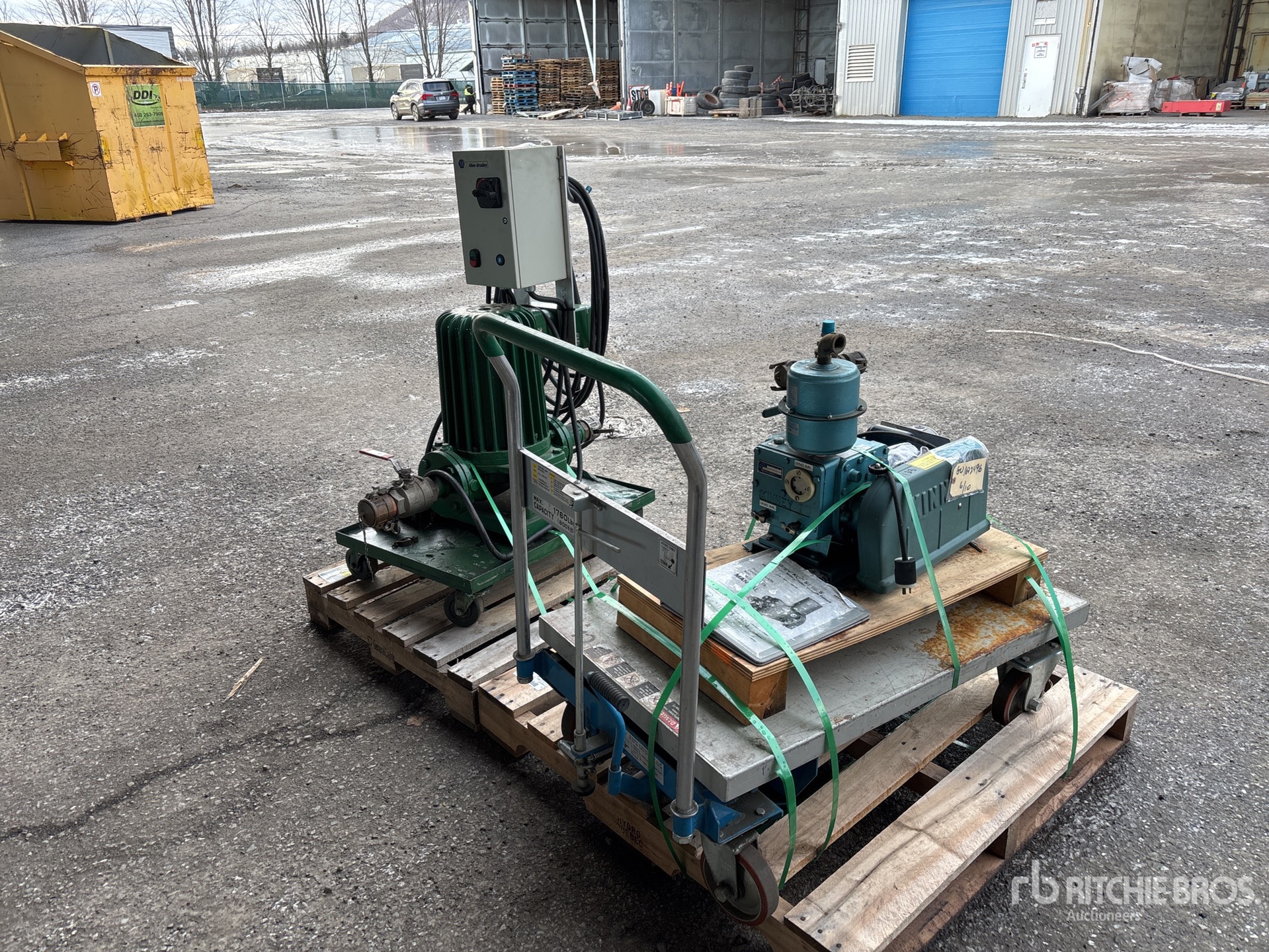 General Appearance with Imagen: esquina trasera derecha