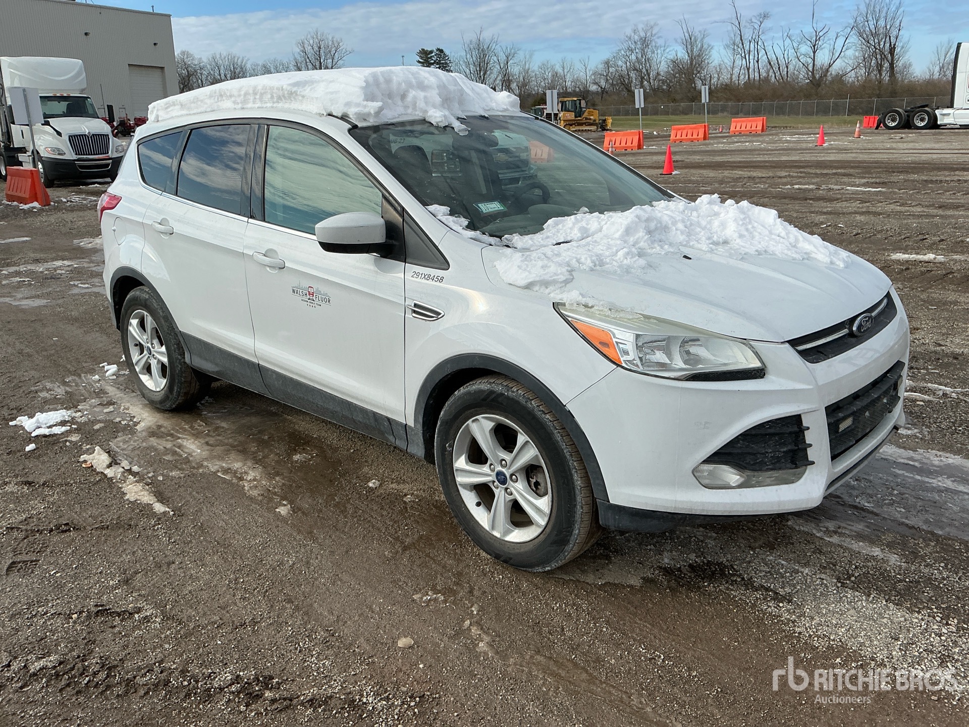 General Appearance with Picture, Right Front Corner