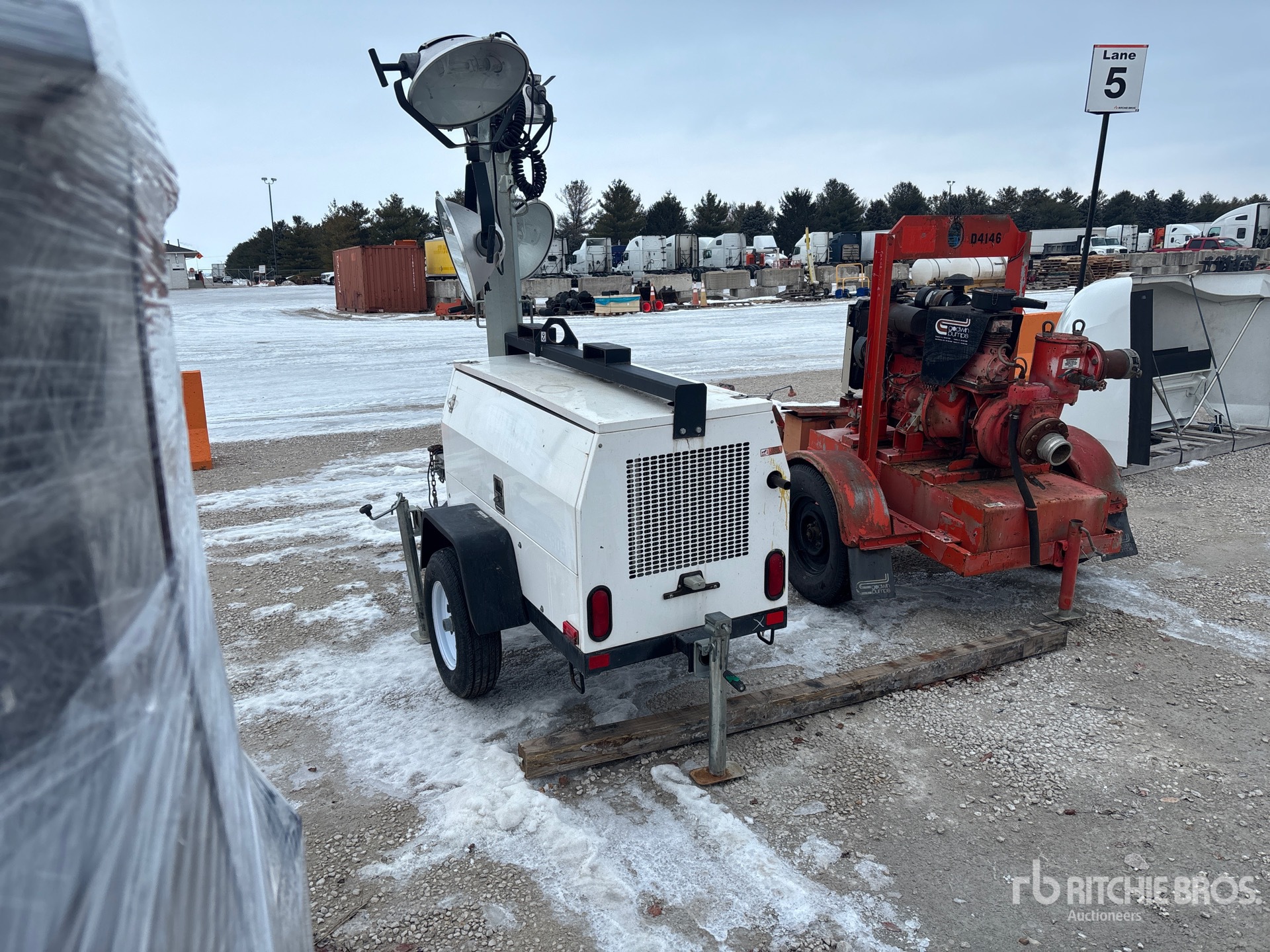 General Appearance with Picture, Left Rear Corner