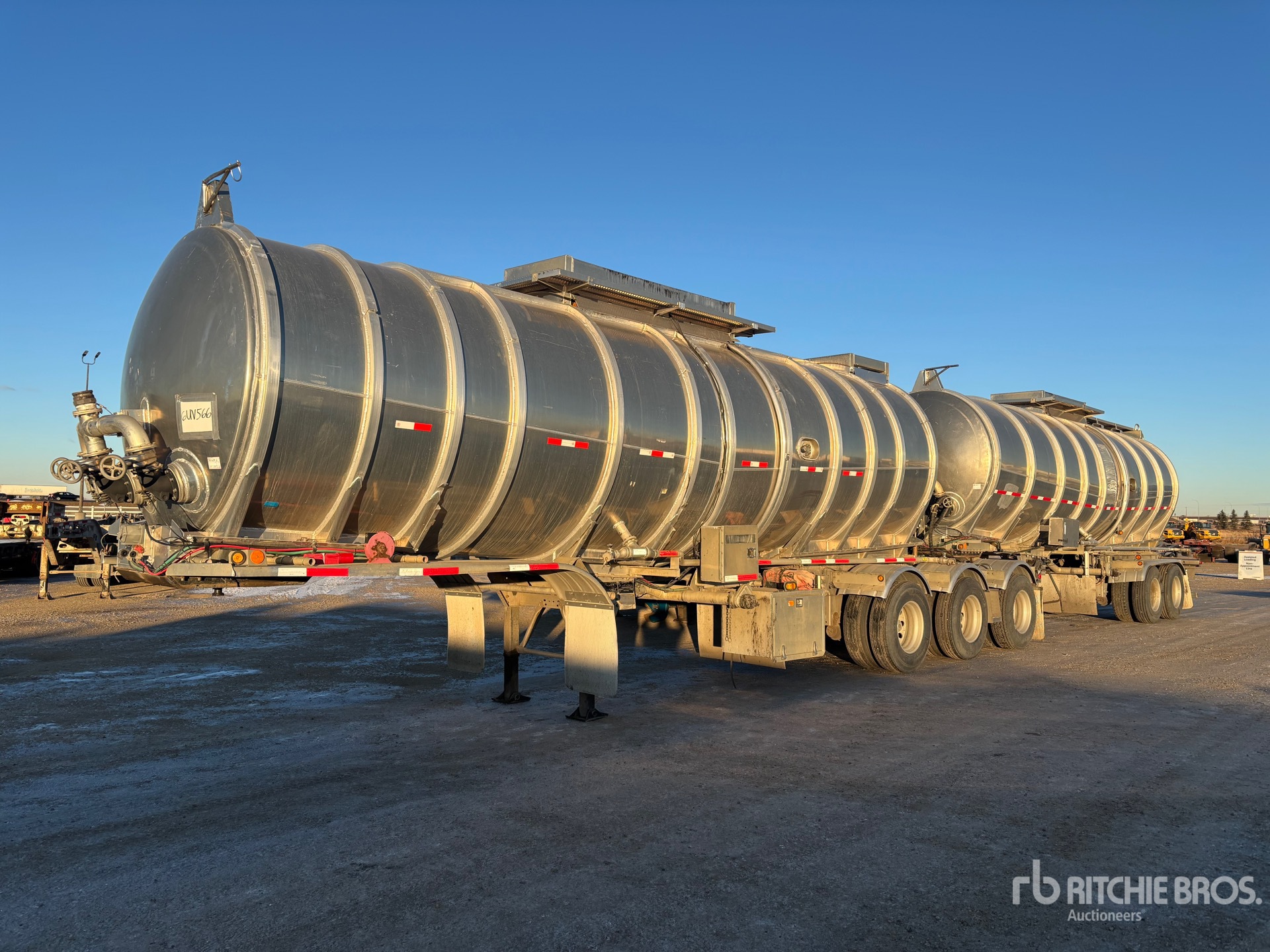 General Appearance with Imagen: esquina delantera izquierda