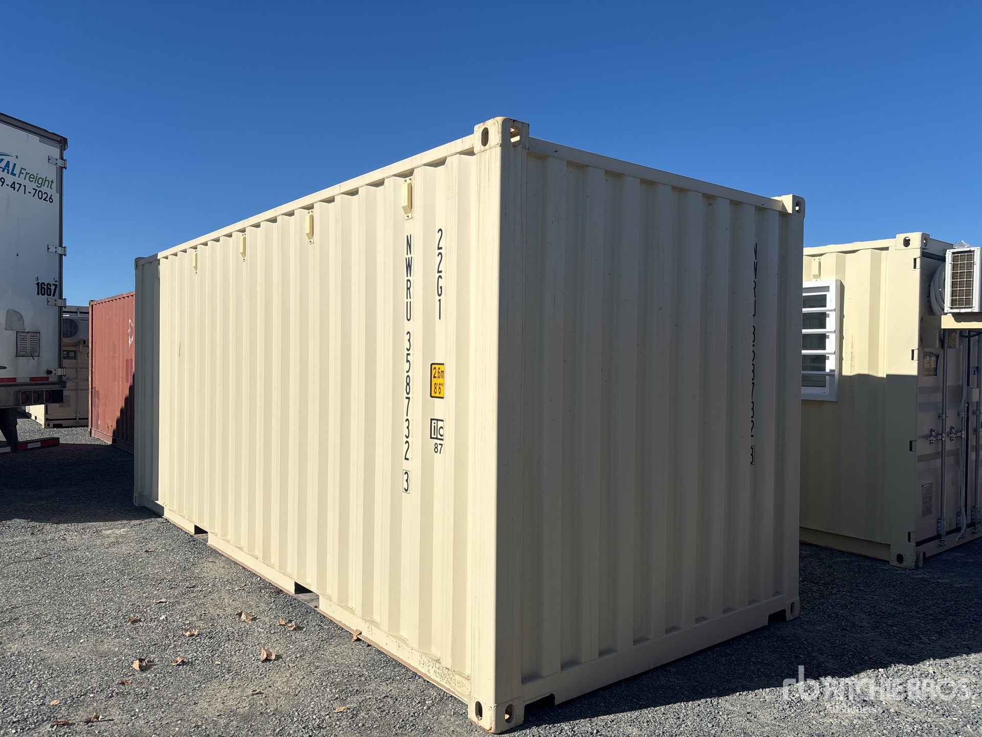 General Appearance with Bild, Ecke hinten rechts