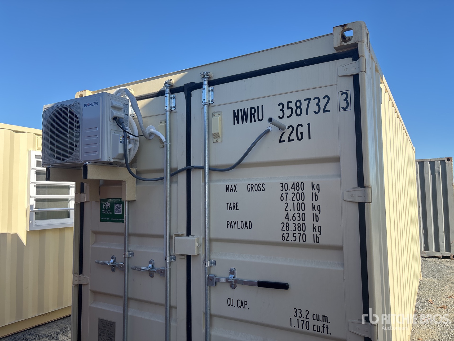 General Appearance with Bild, Ecke hinten links