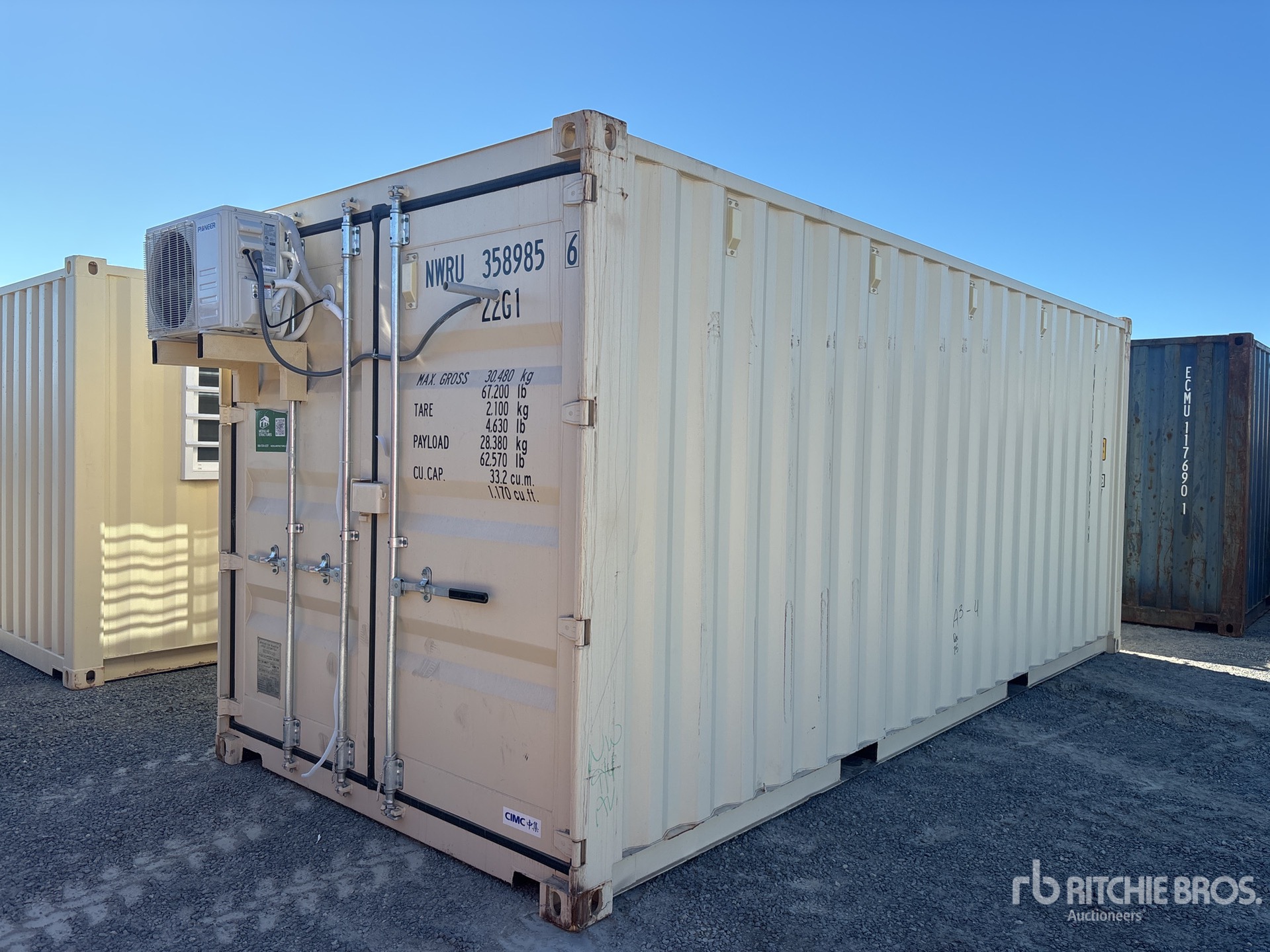 General Appearance with Bild, Ecke hinten links