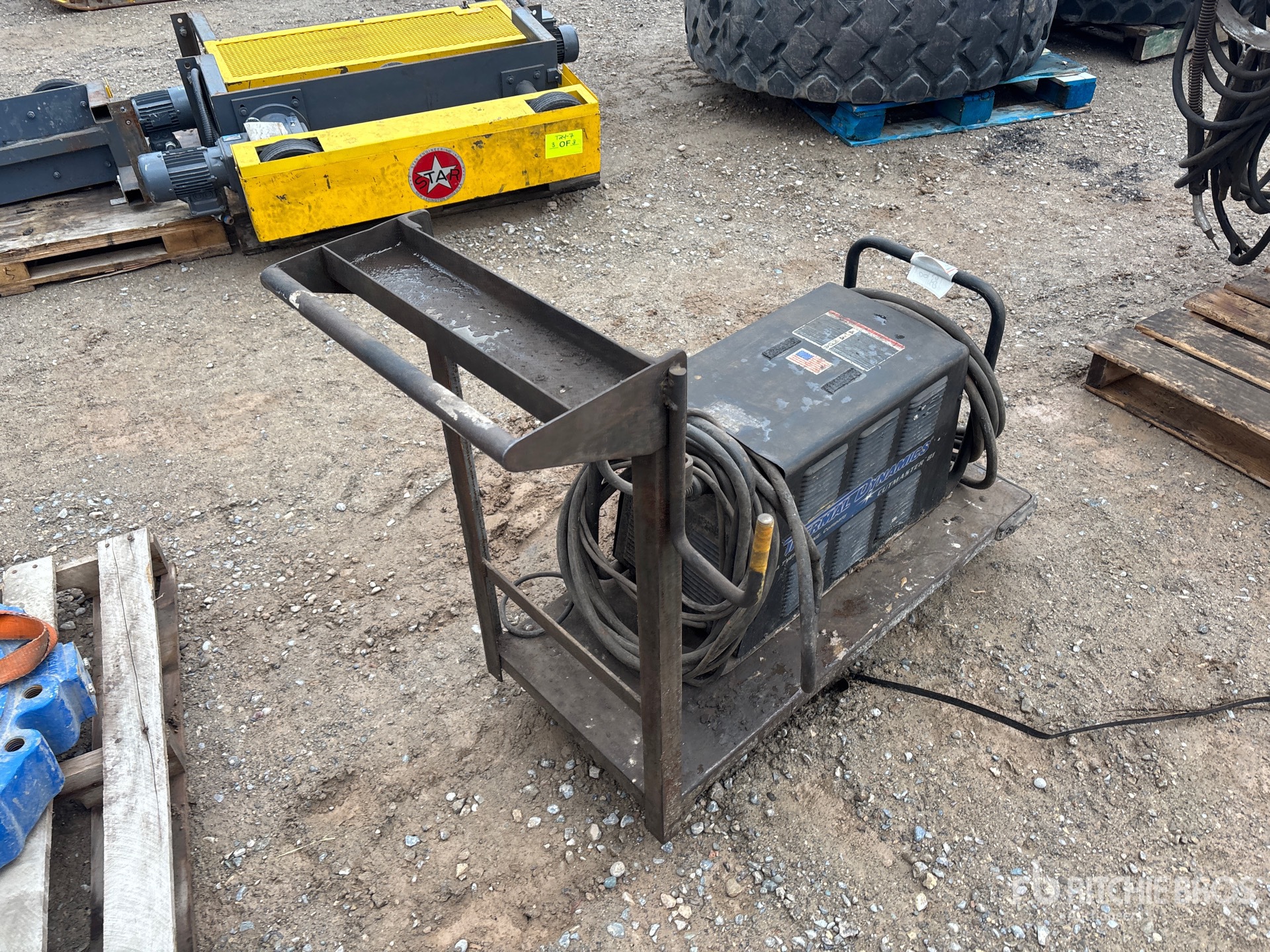 Aspect général with Image, coin arrière gauche