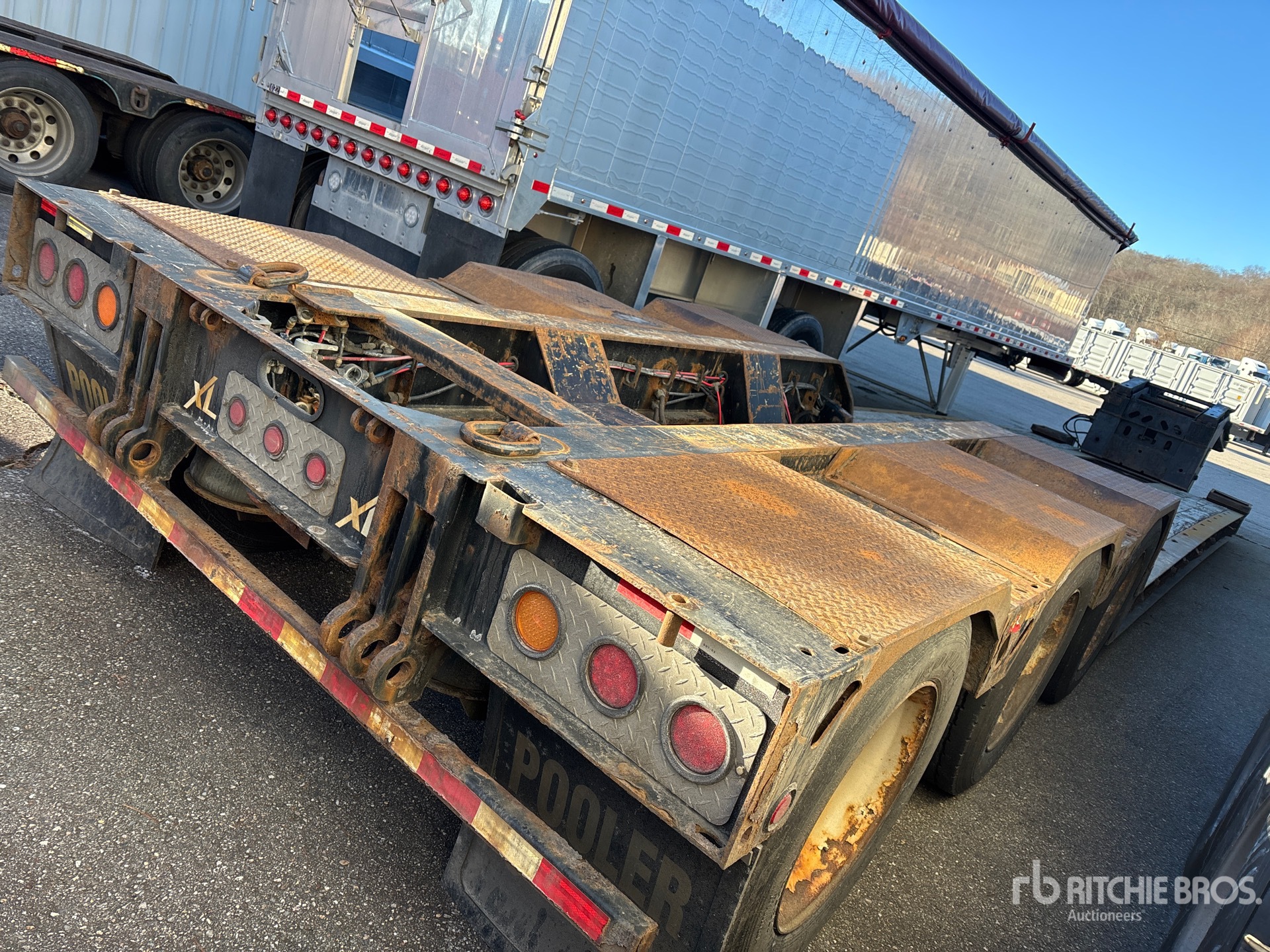 General Appearance with Imagen: esquina trasera derecha