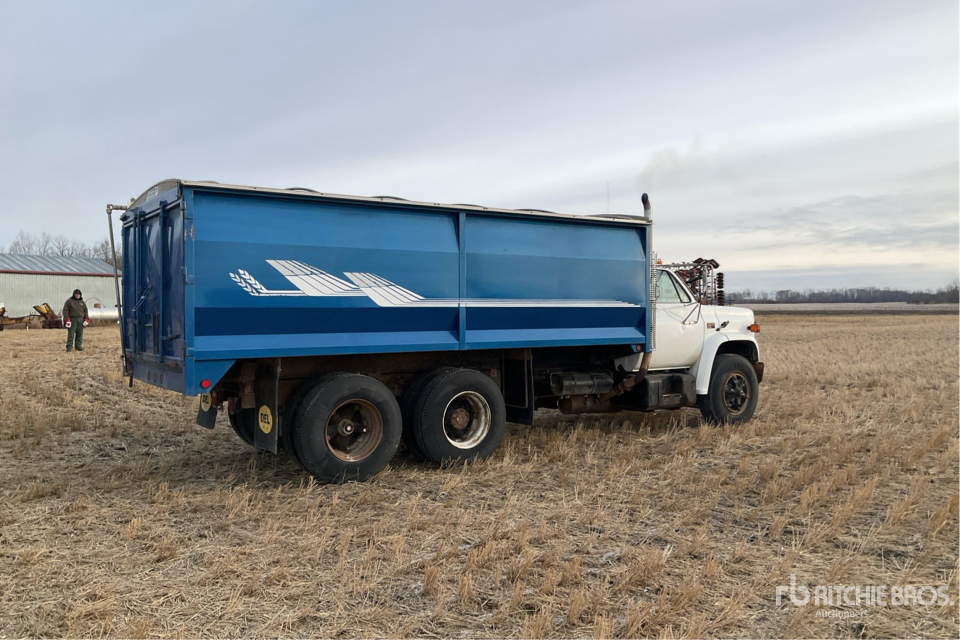 General Appearance with Imagen: esquina trasera derecha