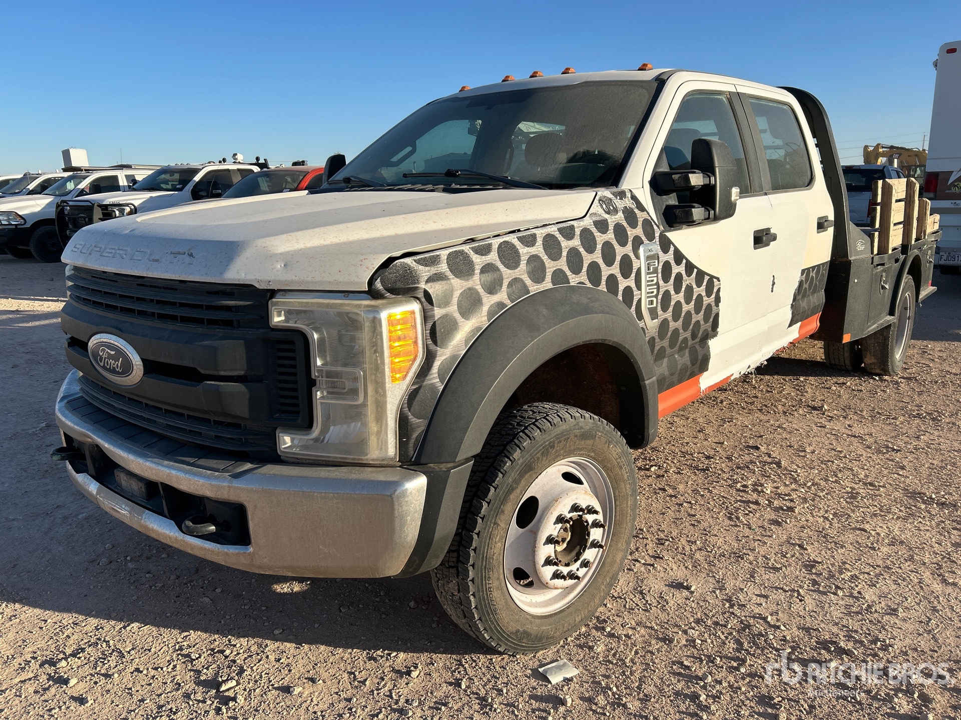 General Appearance with Featured Photo