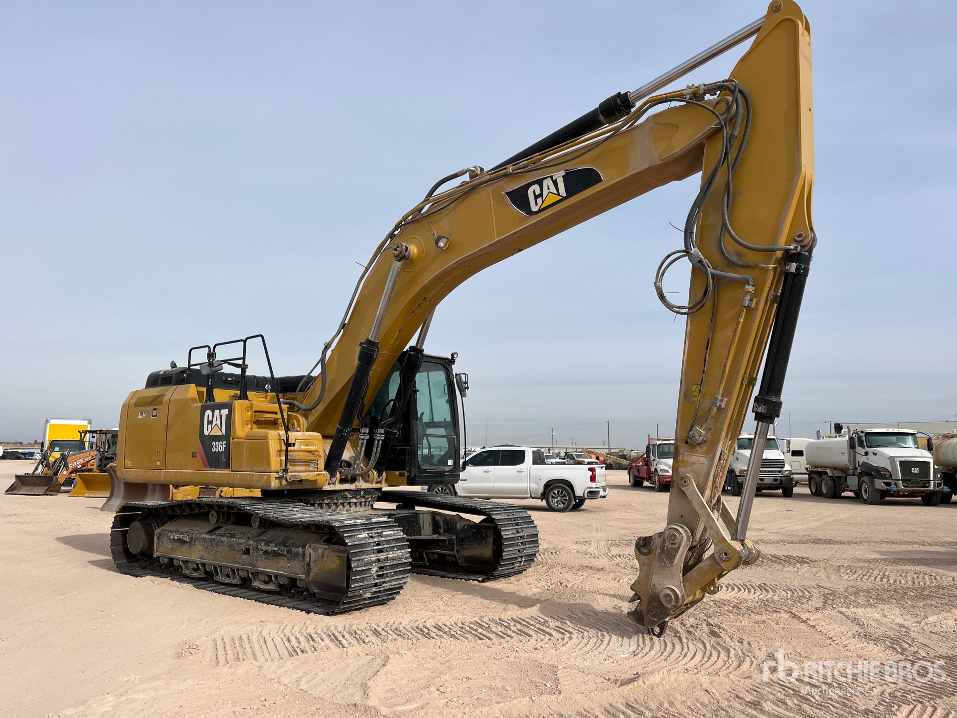 General Appearance with Imagen: esquina delantera derecha