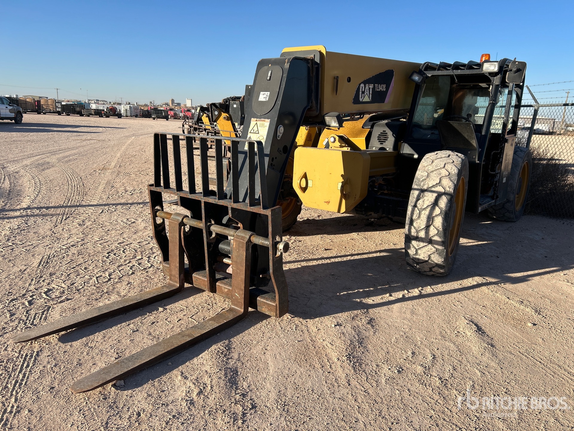 General Appearance with Featured Photo