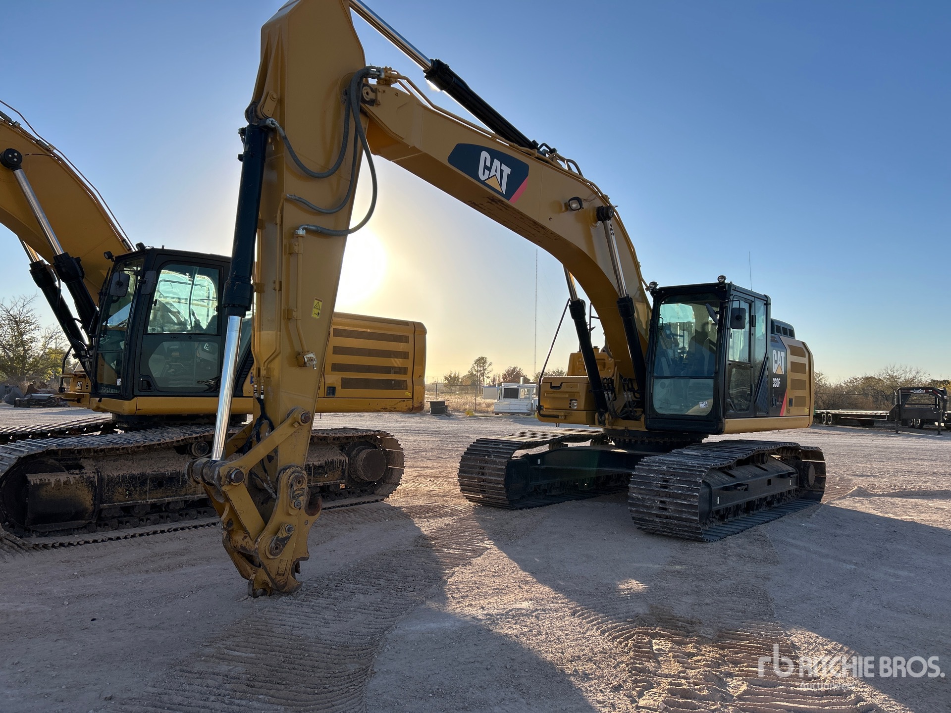 General Appearance with Featured Photo