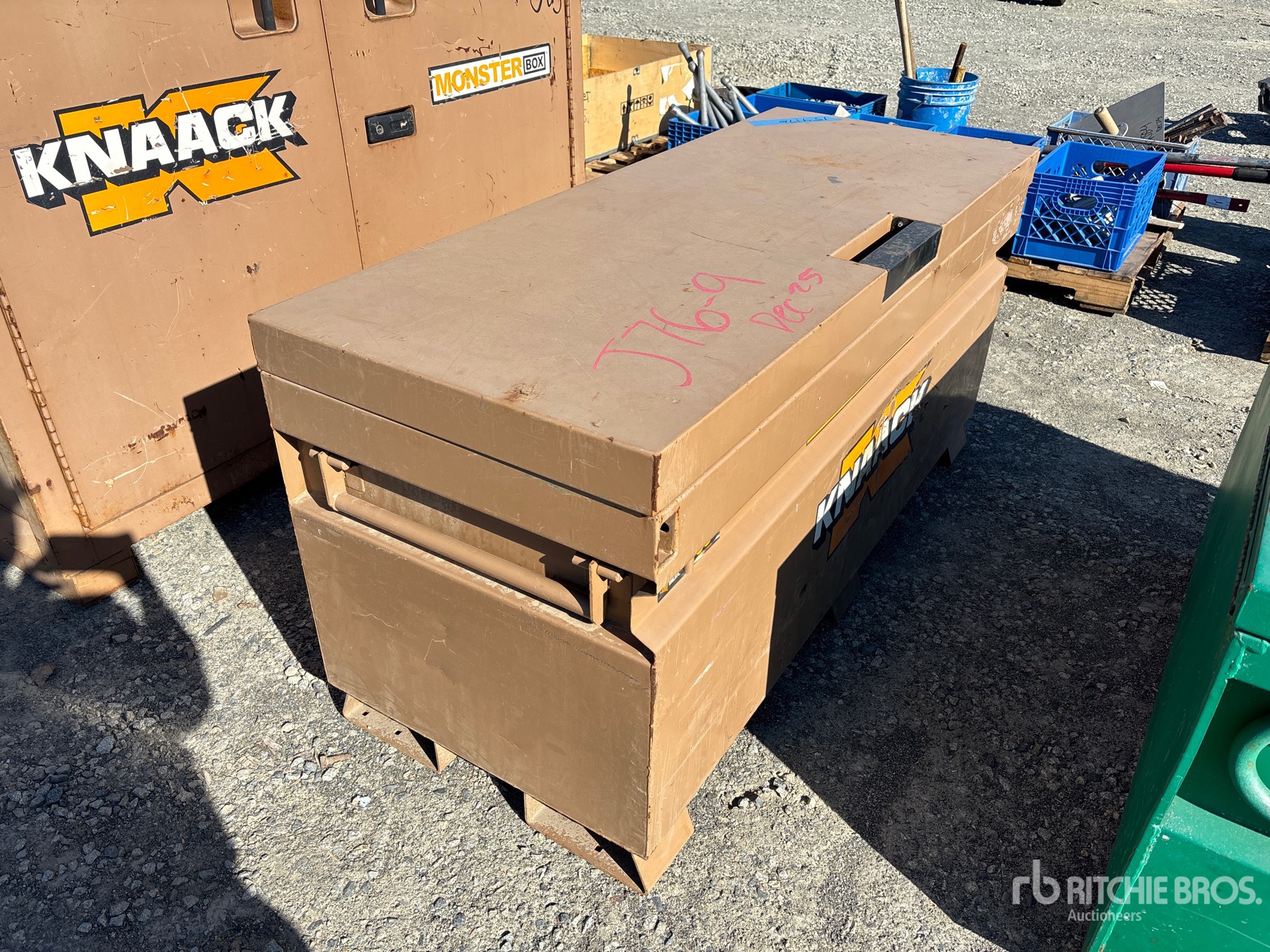 General Appearance with Image, coin avant droit