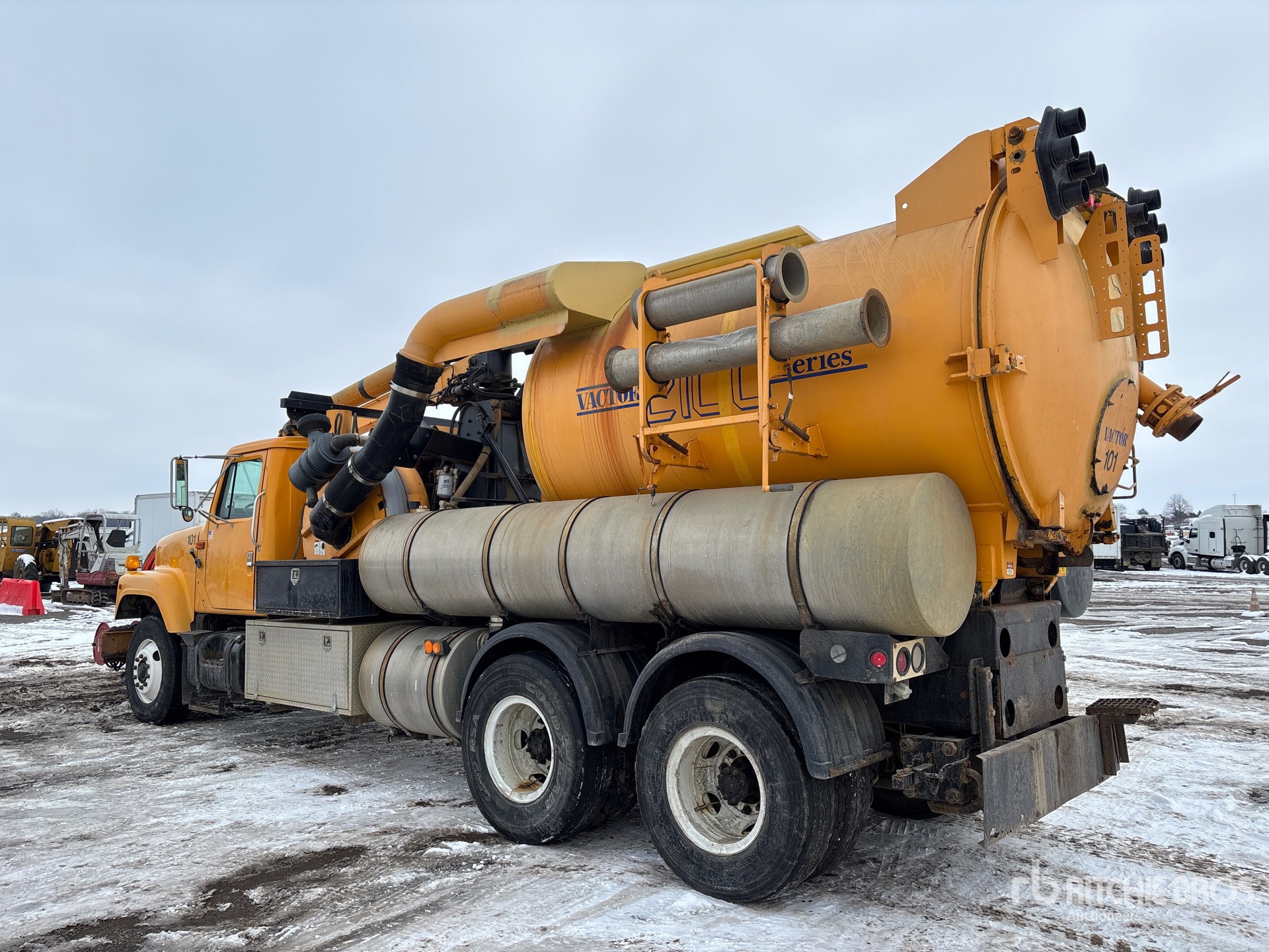 Aspect général with Image, coin arrière gauche