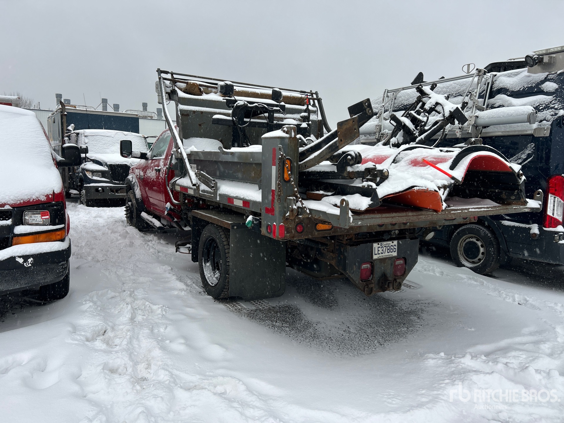 General Appearance with Imagen: esquina trasera izquierda