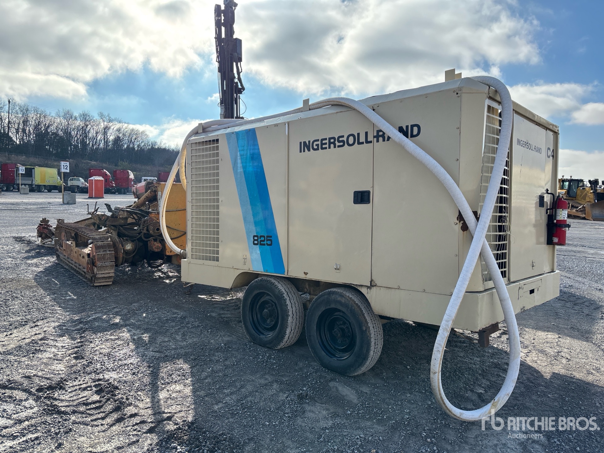 General Appearance with Bild, Ecke hinten links