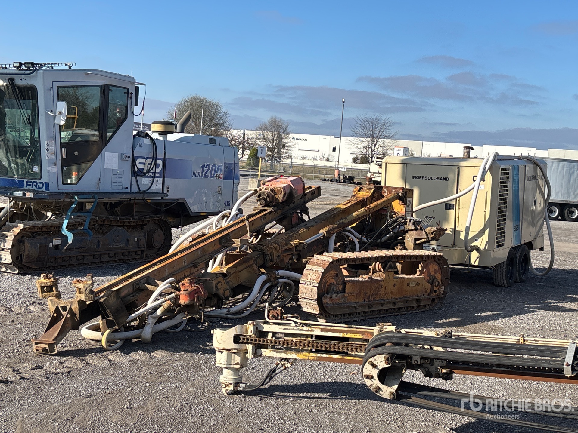 General Appearance with Bild, Ecke vorne links