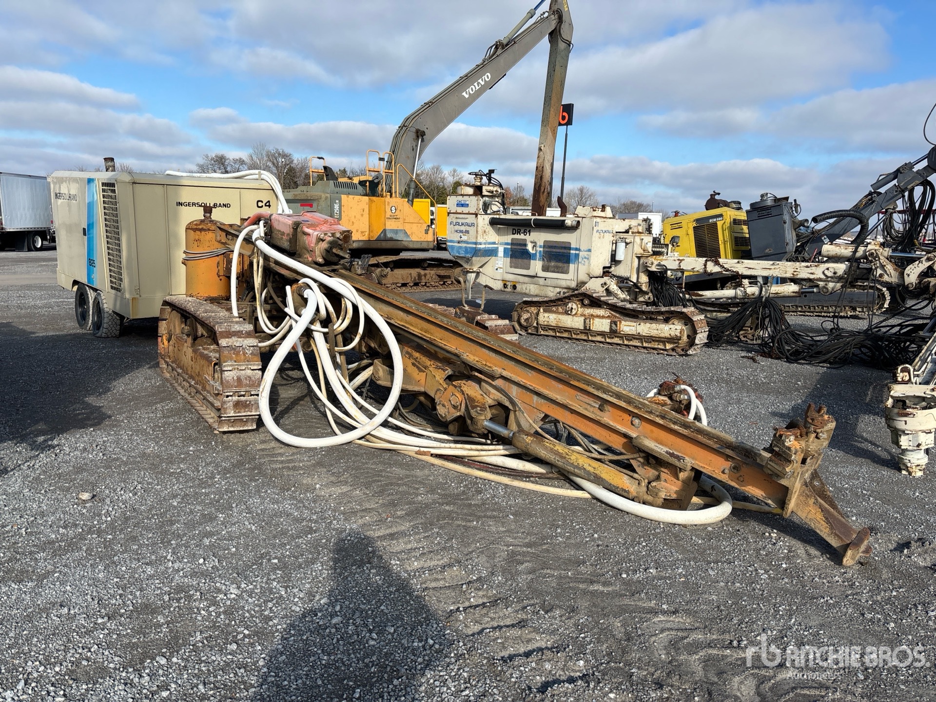 General Appearance with Bild, Ecke vorne rechts