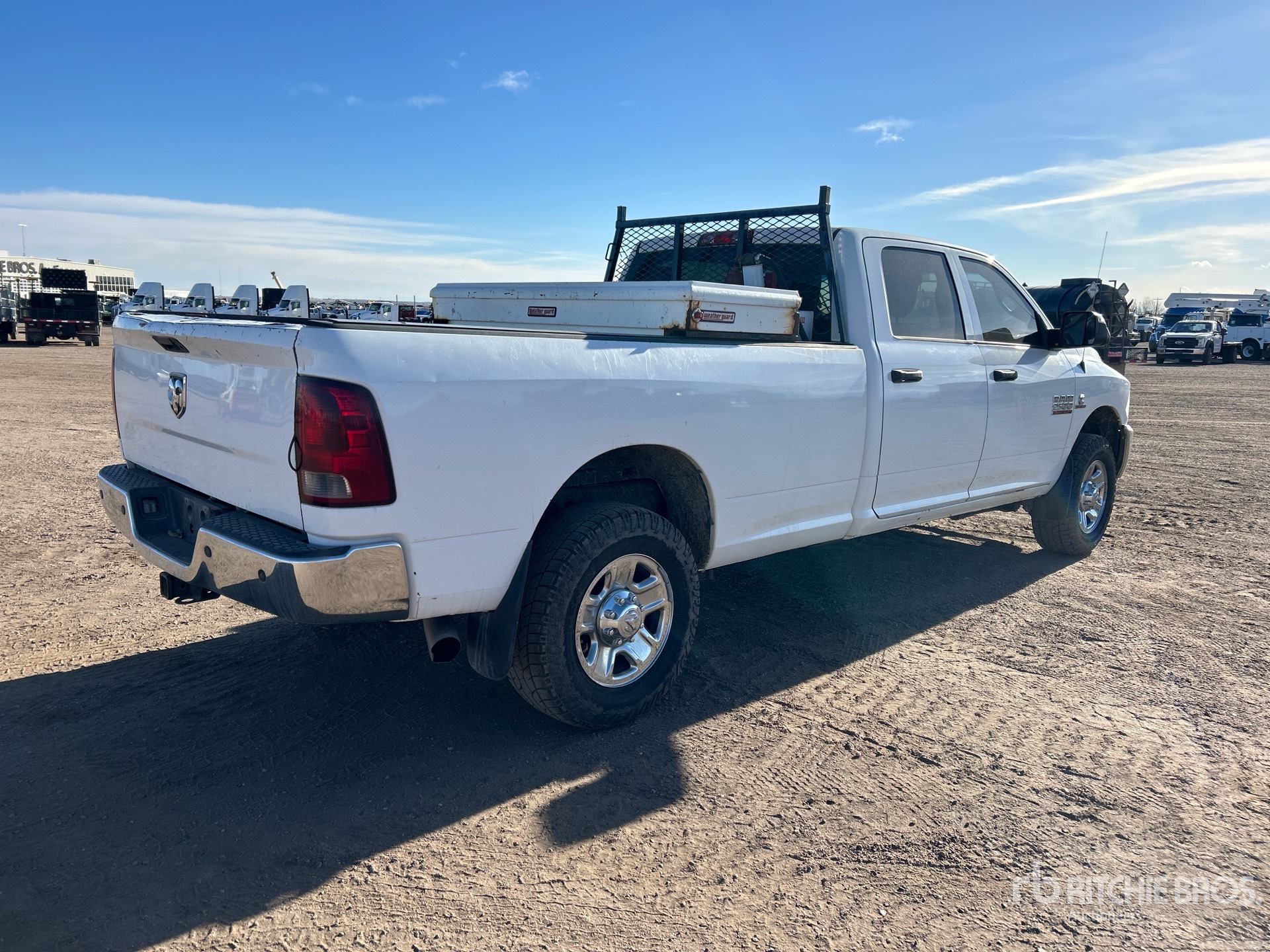 General Appearance with Imagen: esquina trasera derecha