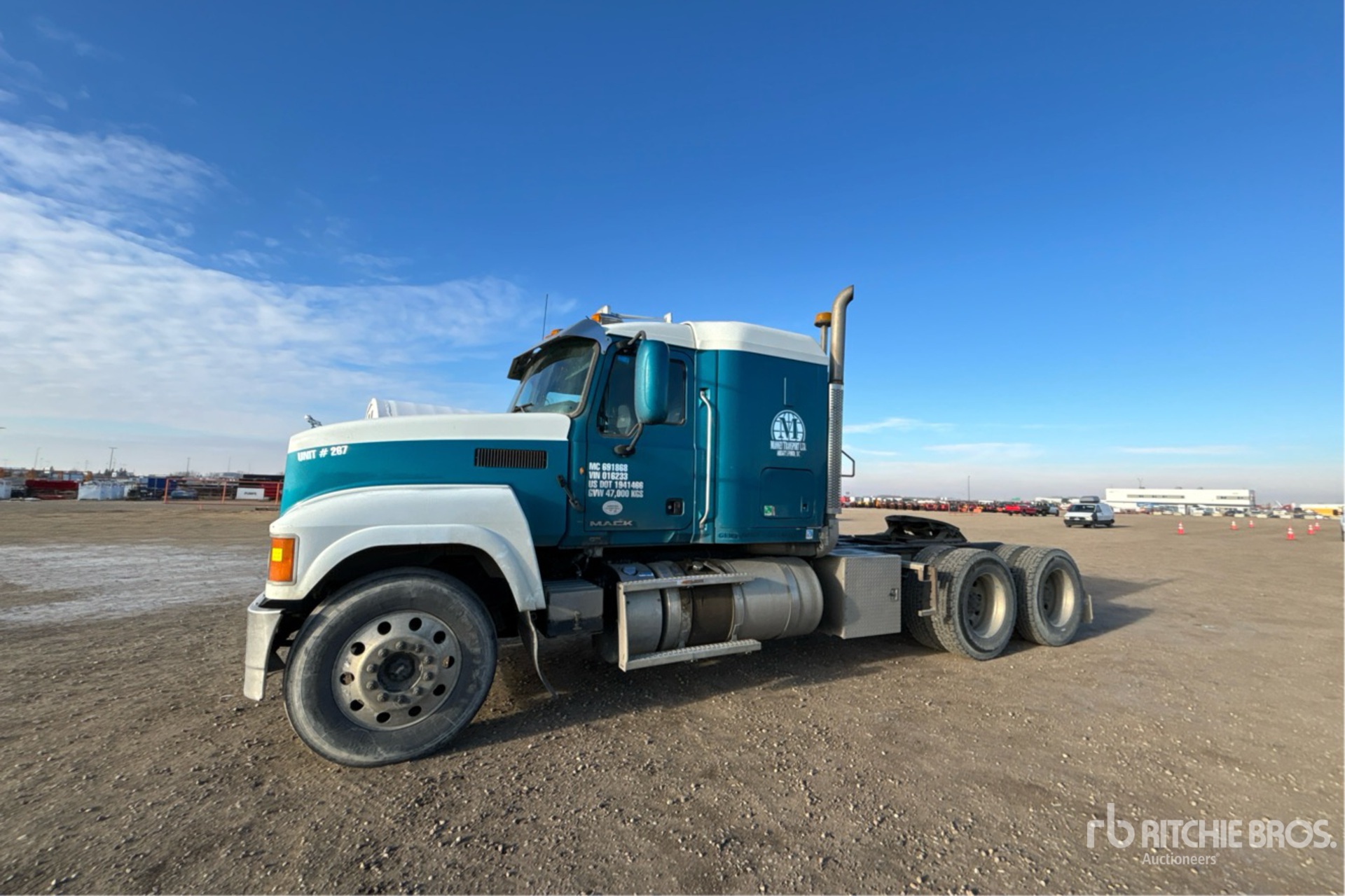 General Appearance with Picture, Left Front Corner