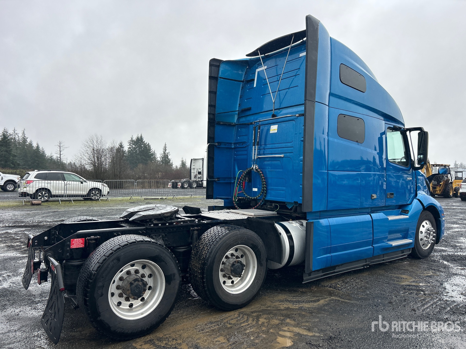 Aspect général with Image, coin arrière droit