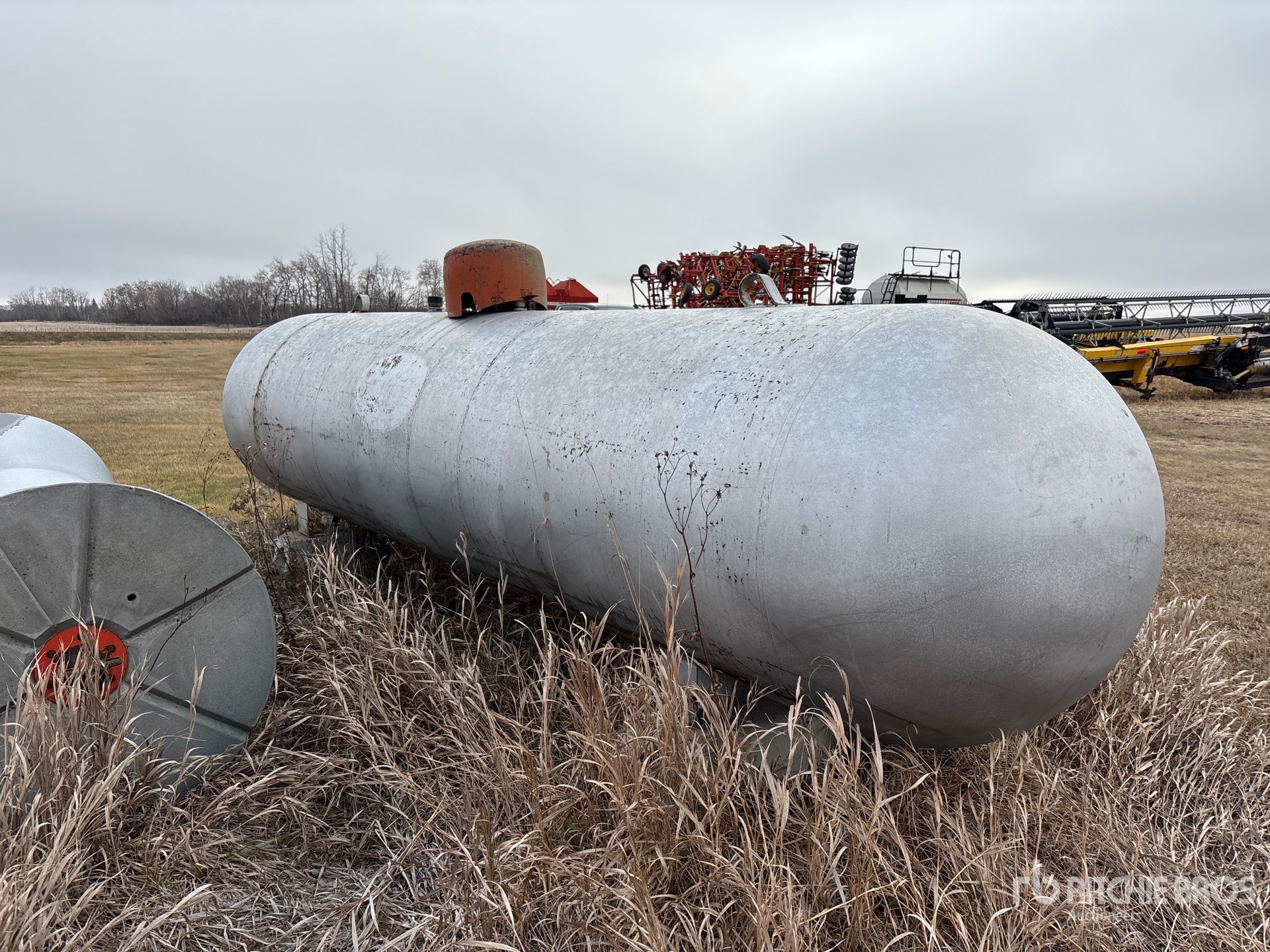 General Appearance with Bild, Ecke hinten rechts