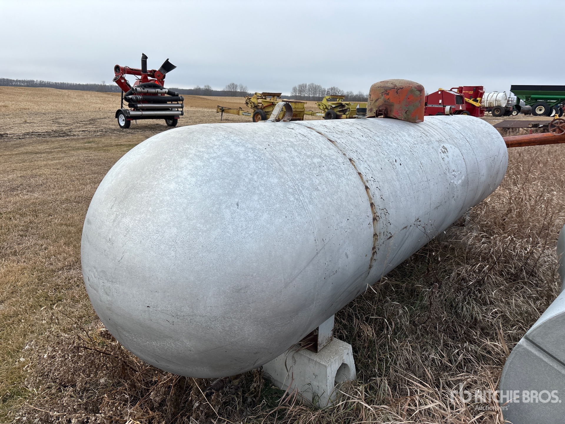 General Appearance with Bild, Ecke hinten links