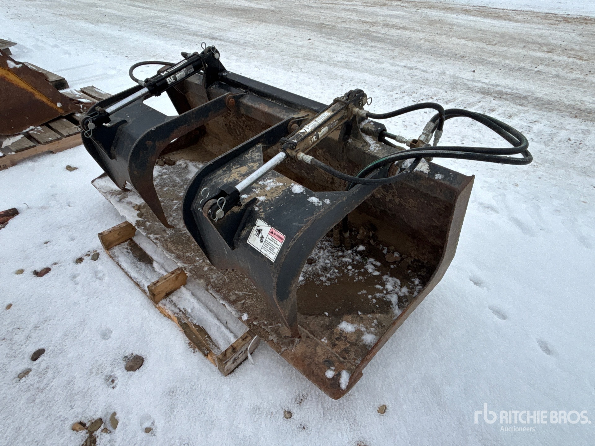 Aspect général with Image, coin avant gauche