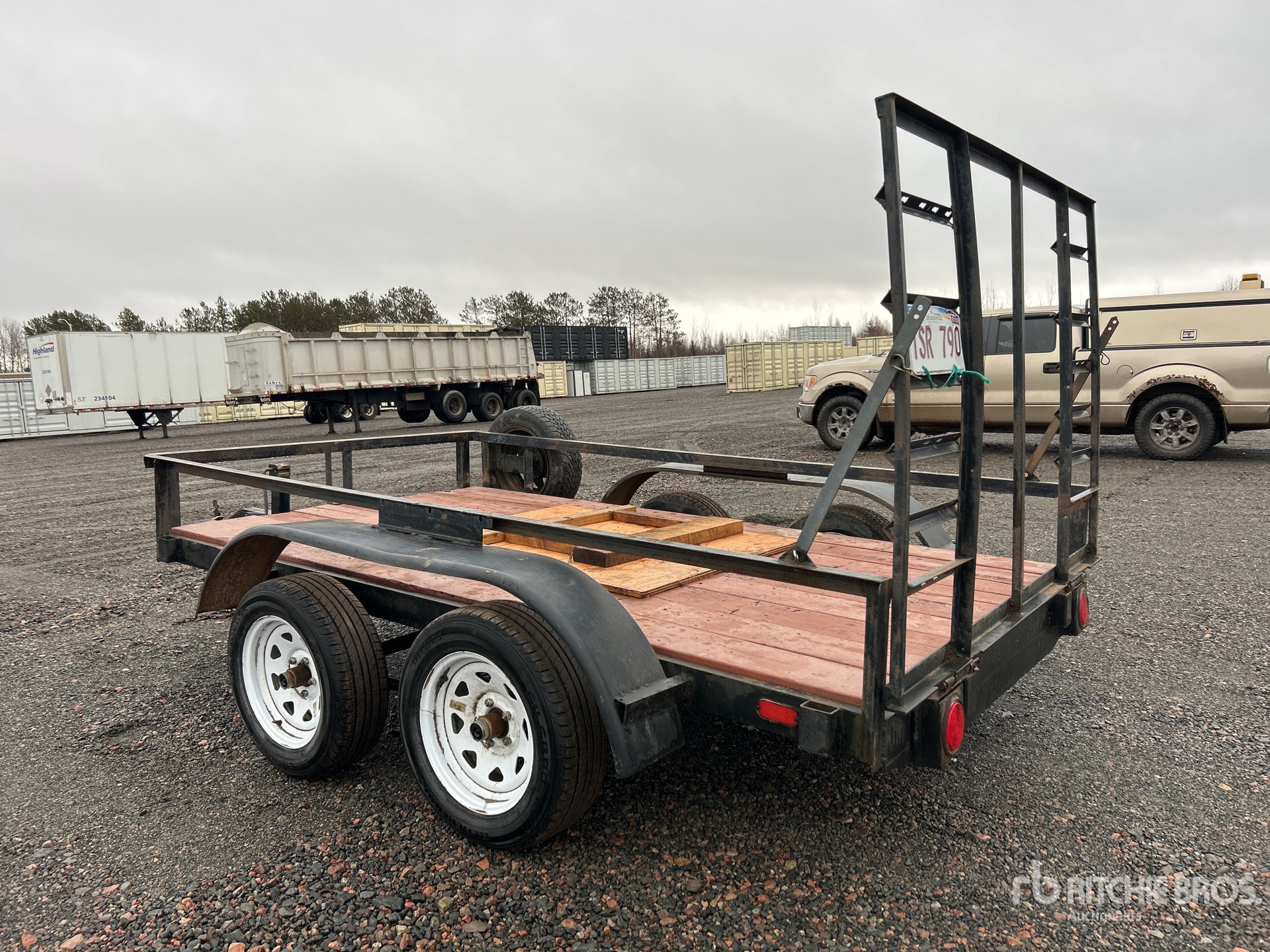 General Appearance with Picture, Left Rear Corner