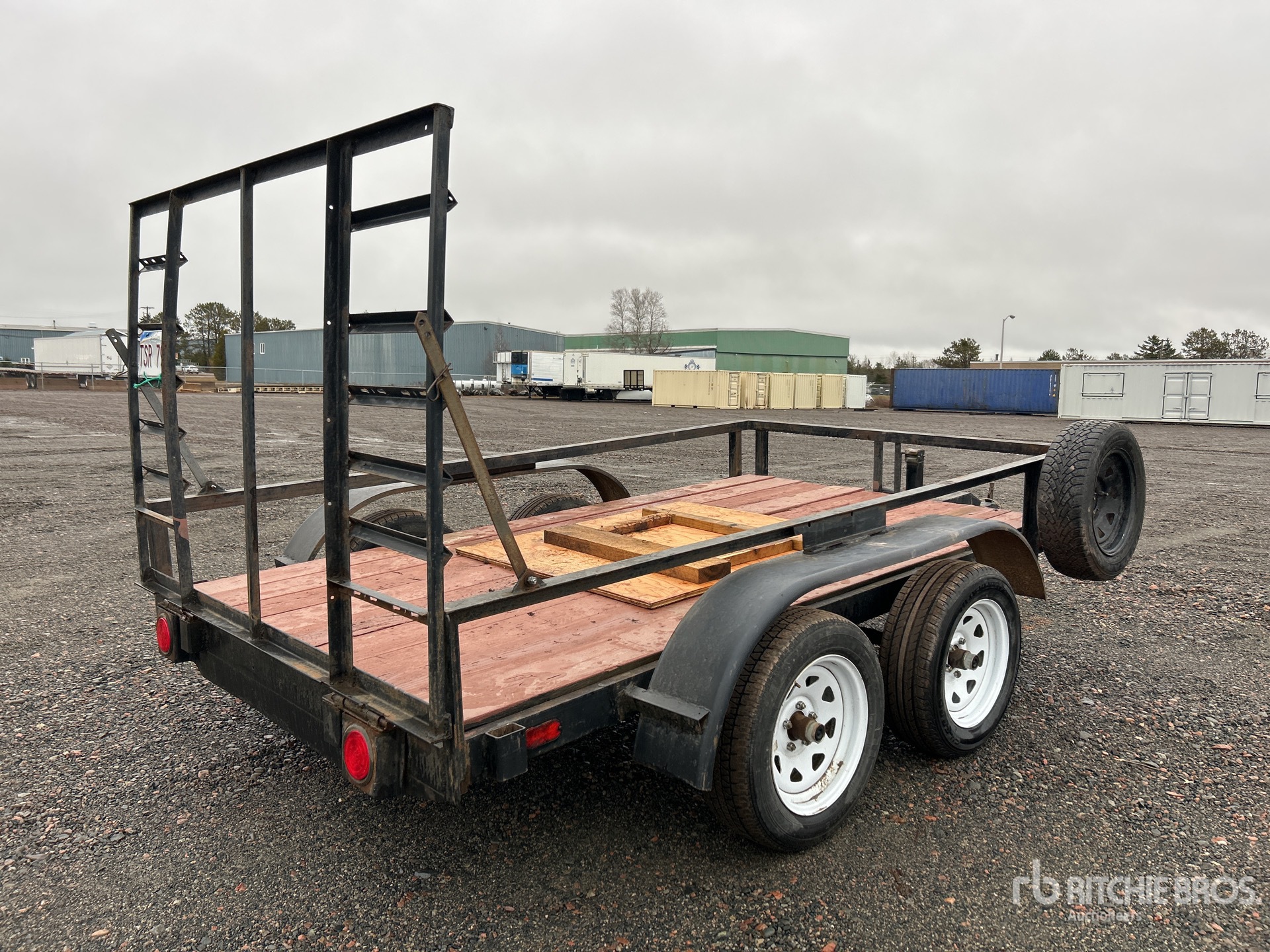 General Appearance with Picture, Right Rear Corner