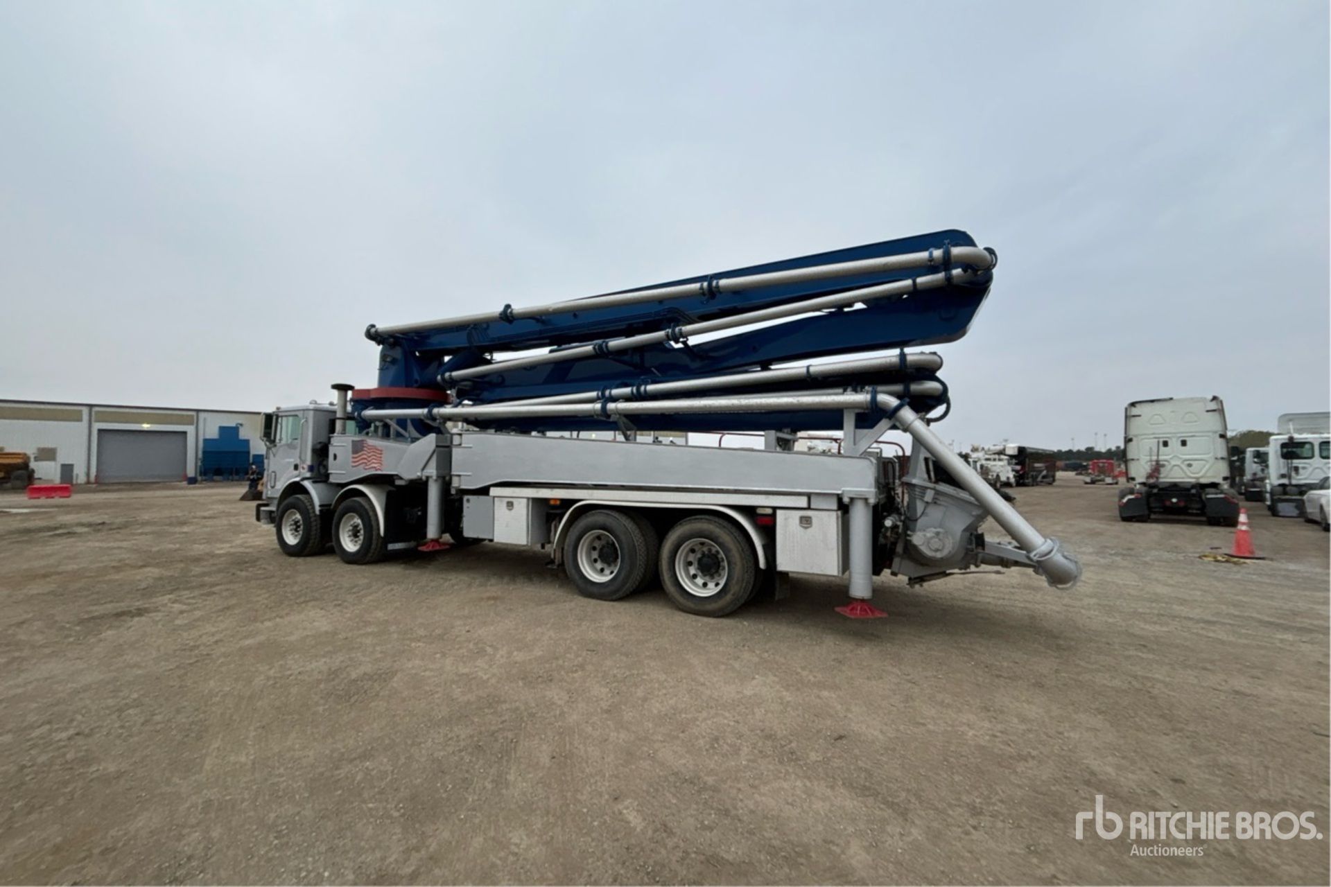 General Appearance with Imagen: esquina trasera izquierda