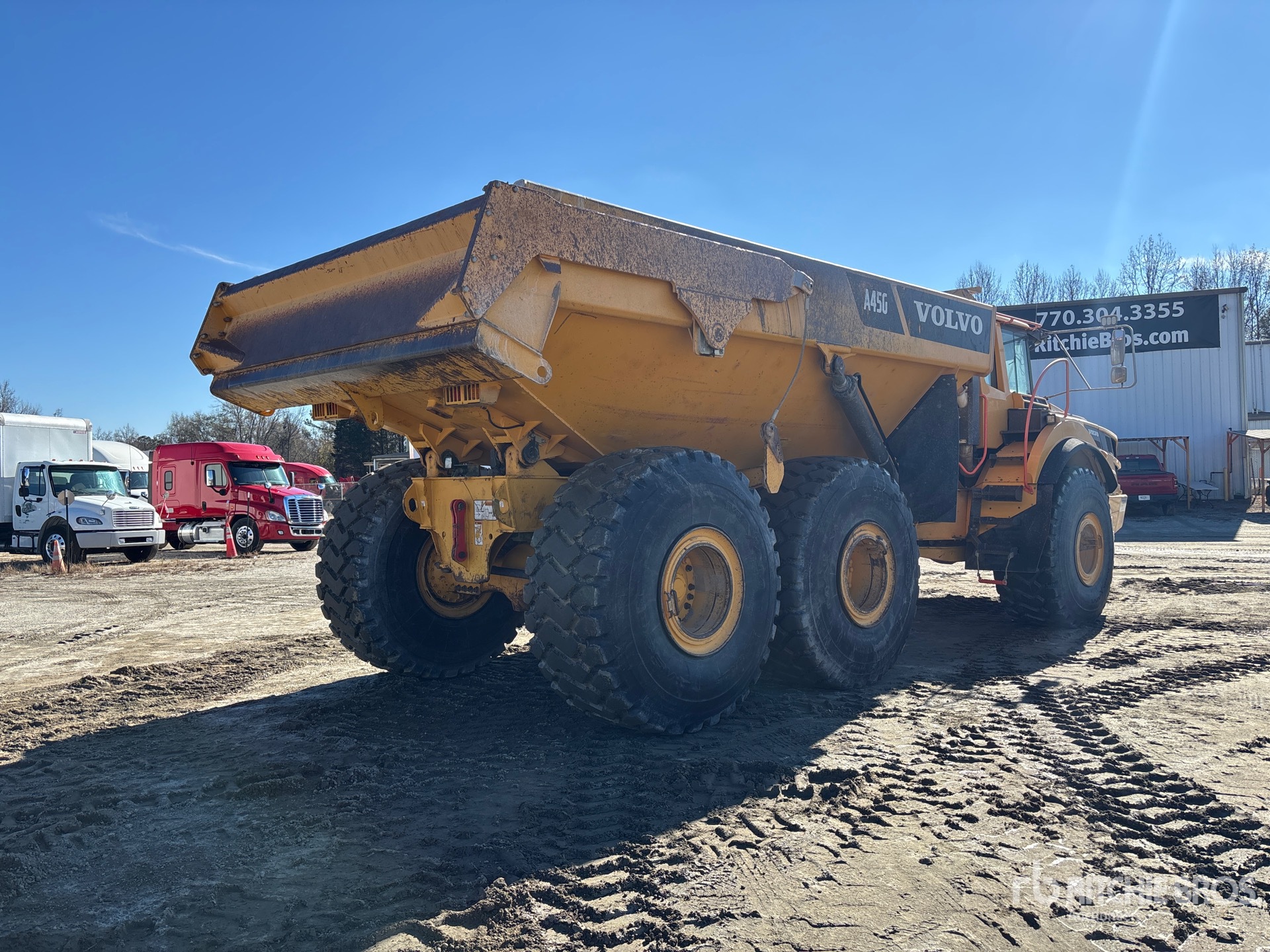 General Appearance with Picture, Right Rear Corner