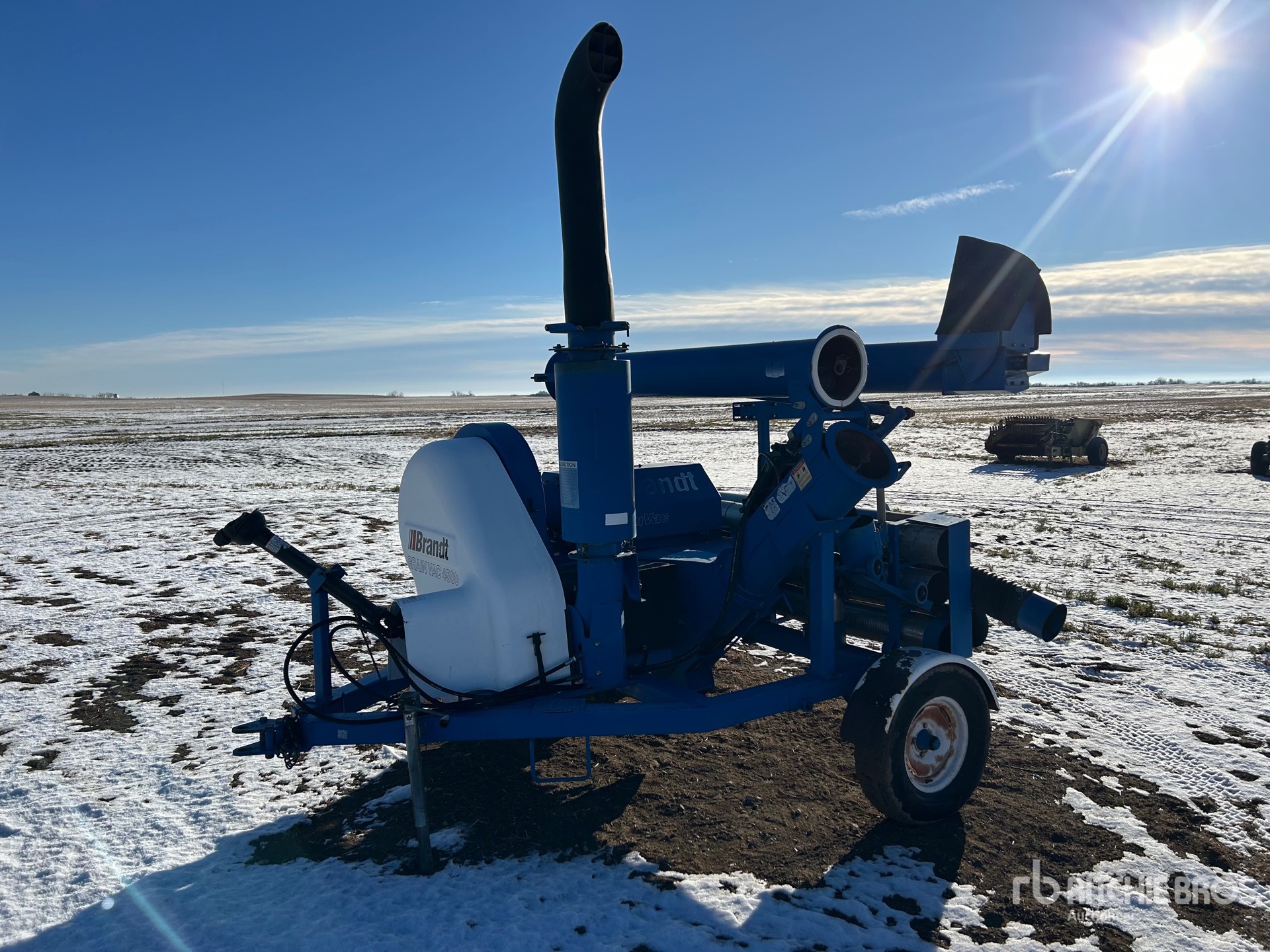 General Appearance with Bild, Ecke vorne links