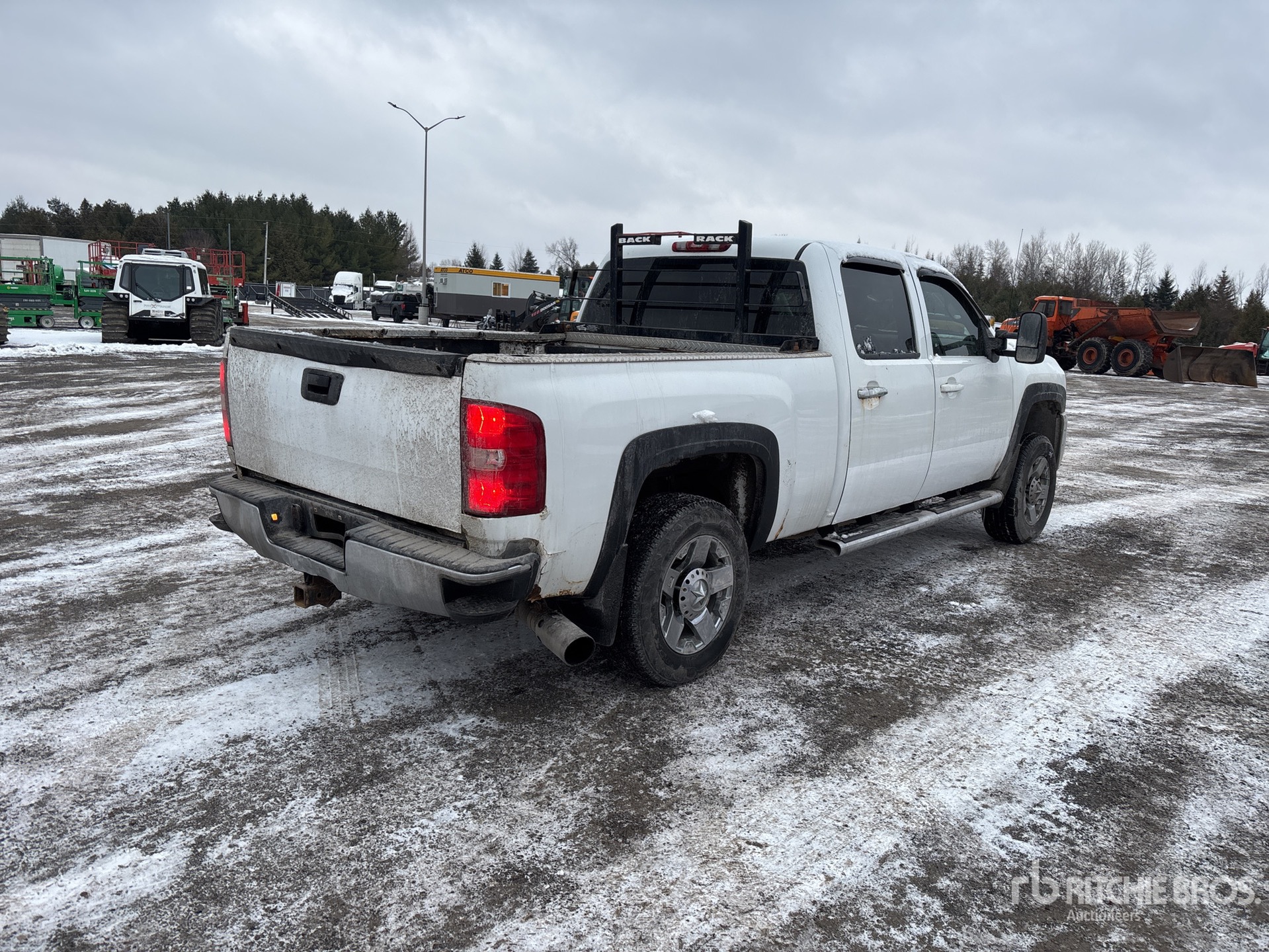 General Appearance with Picture, Right Rear Corner