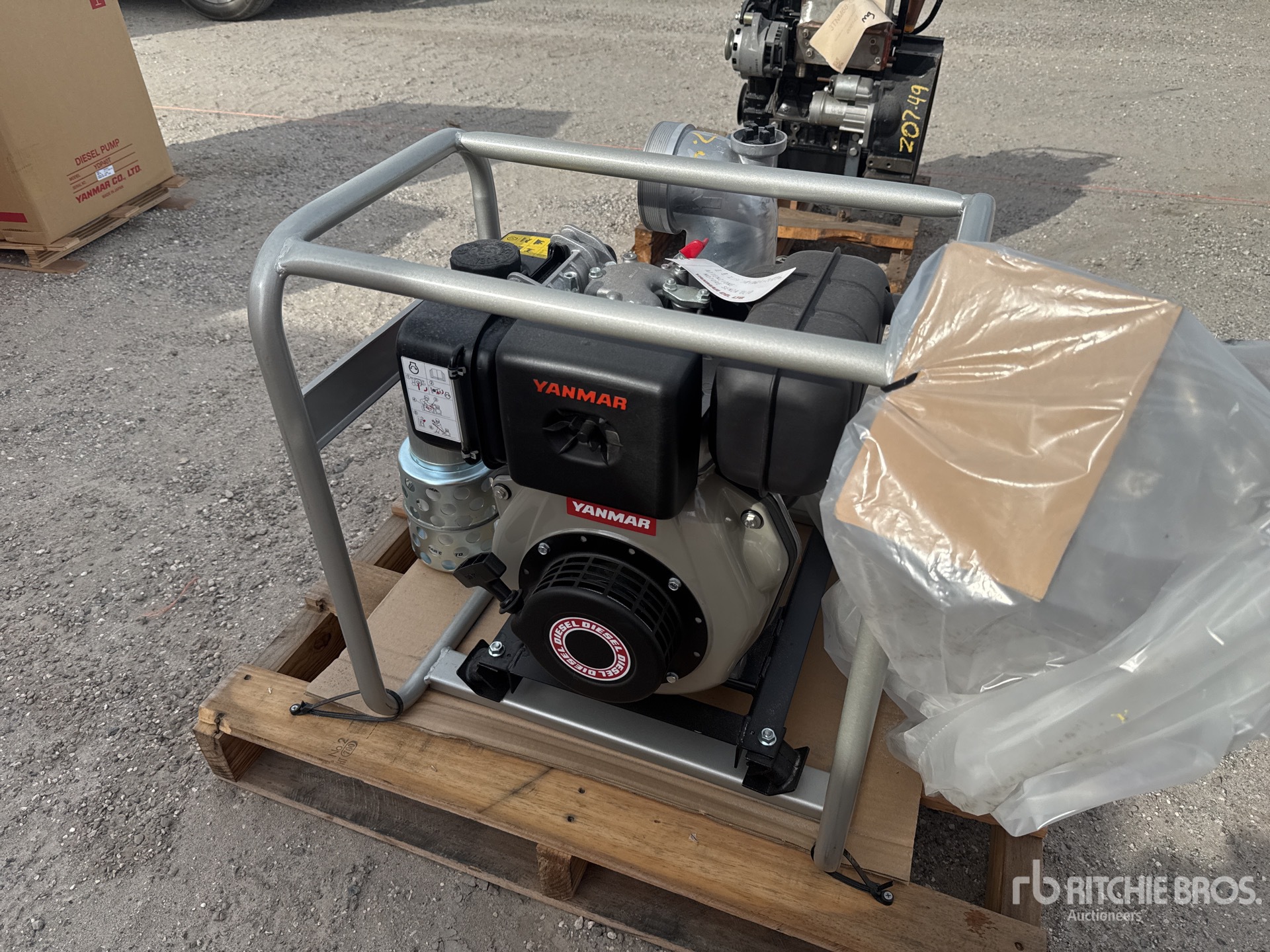 Aspect général with Image, coin arrière droit