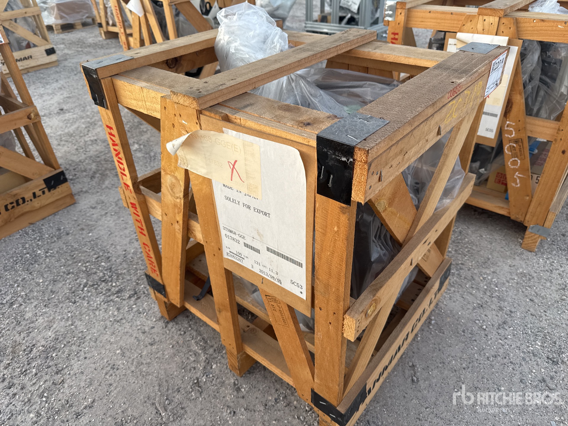 General Appearance with Picture, Right Front Corner