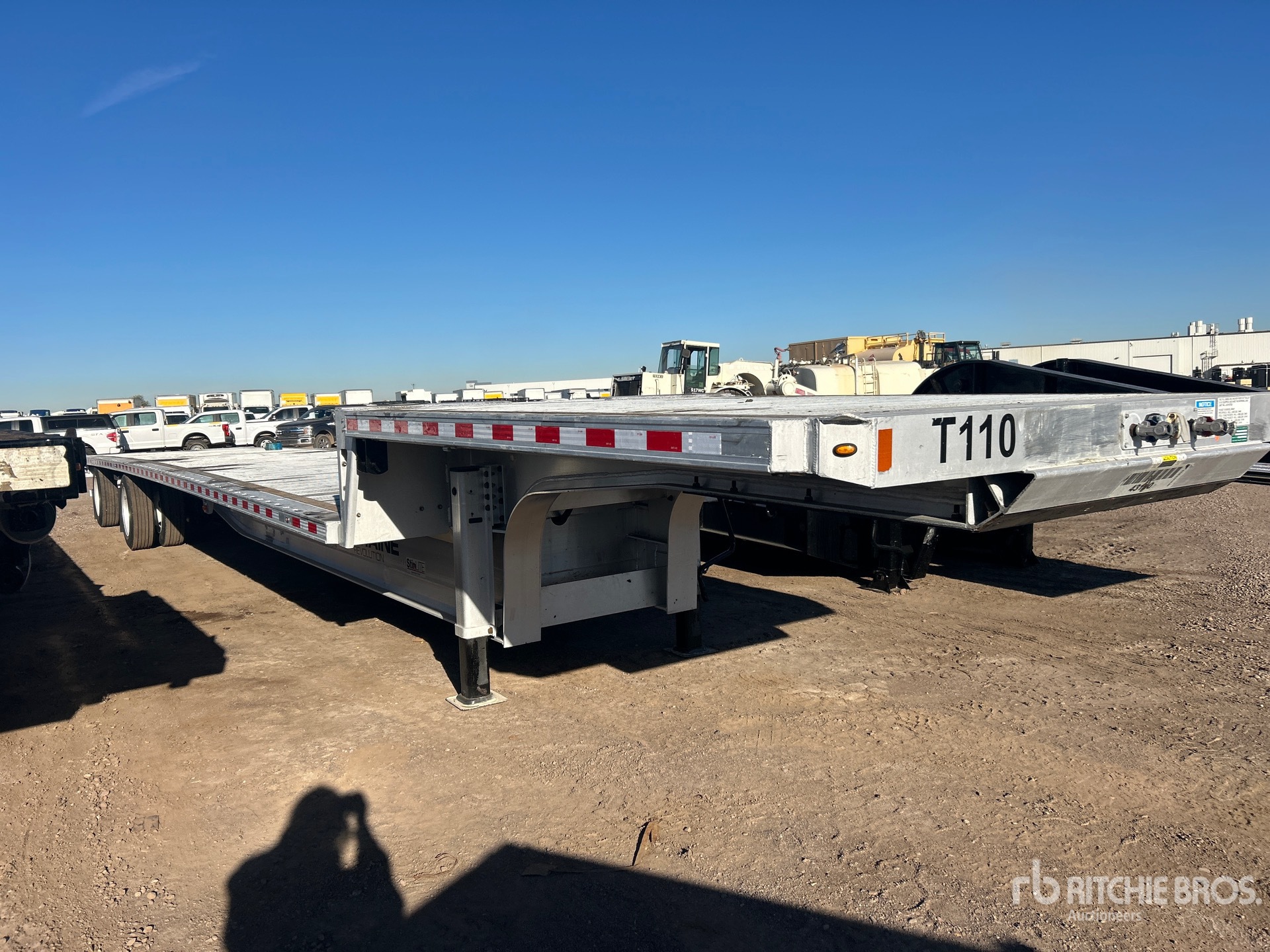 General Appearance with Foto, angolo anteriore destro