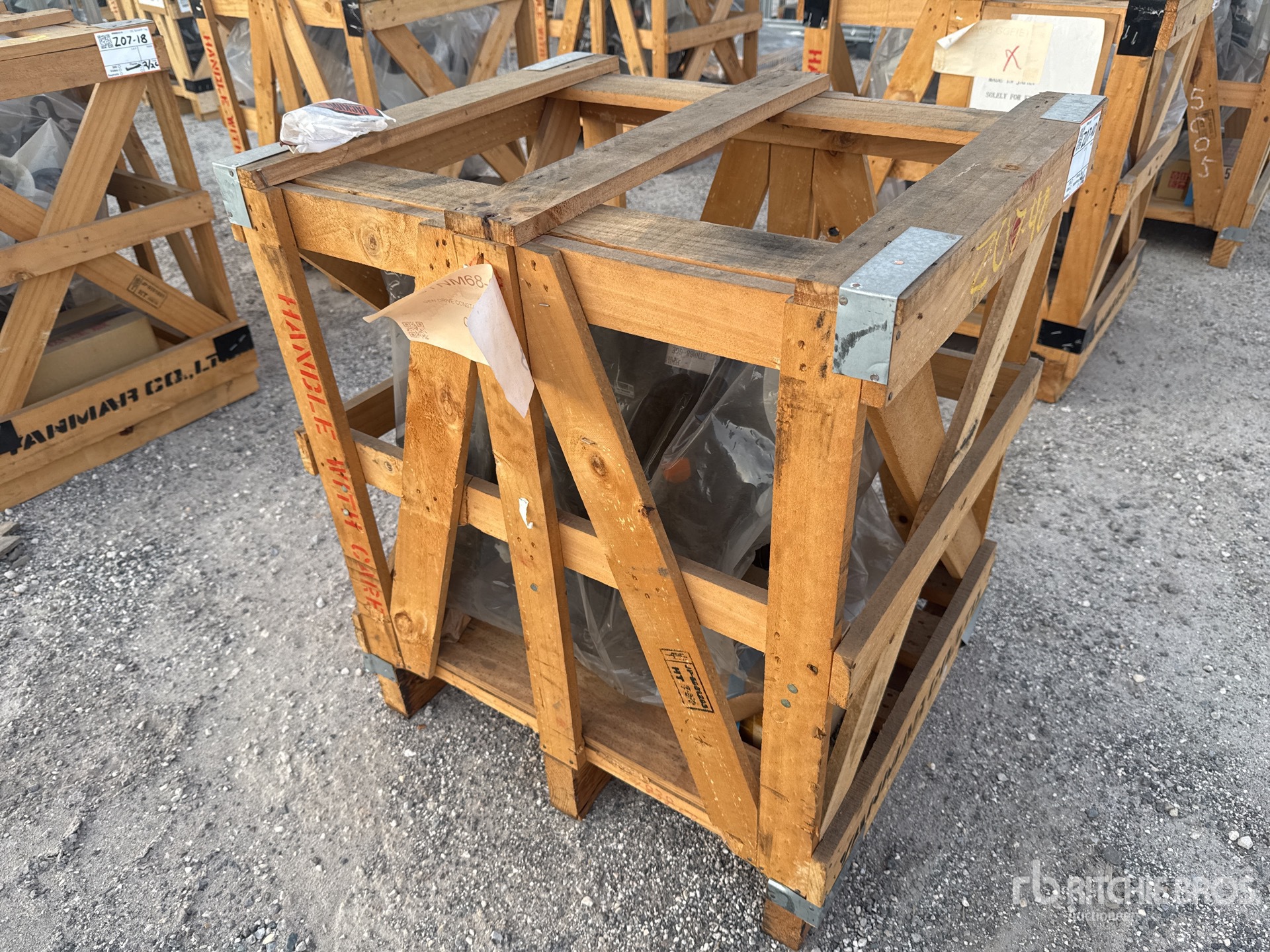 General Appearance with Bild, Ecke vorne rechts