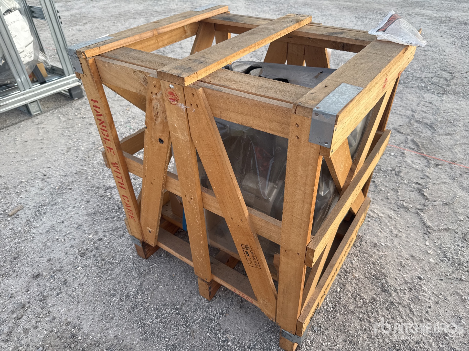 General Appearance with Bild, Ecke hinten links