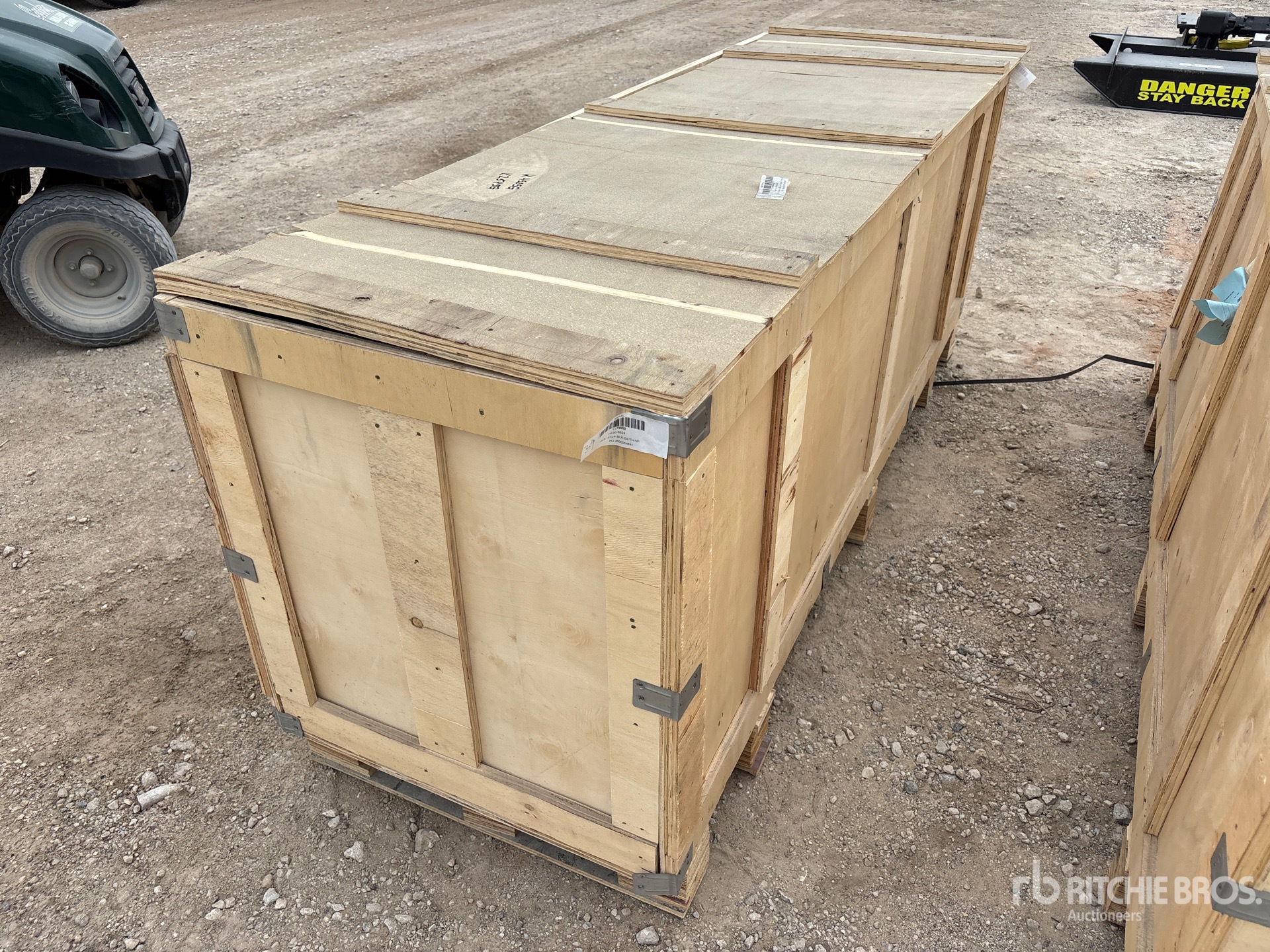 General Appearance with Picture, Left Rear Corner