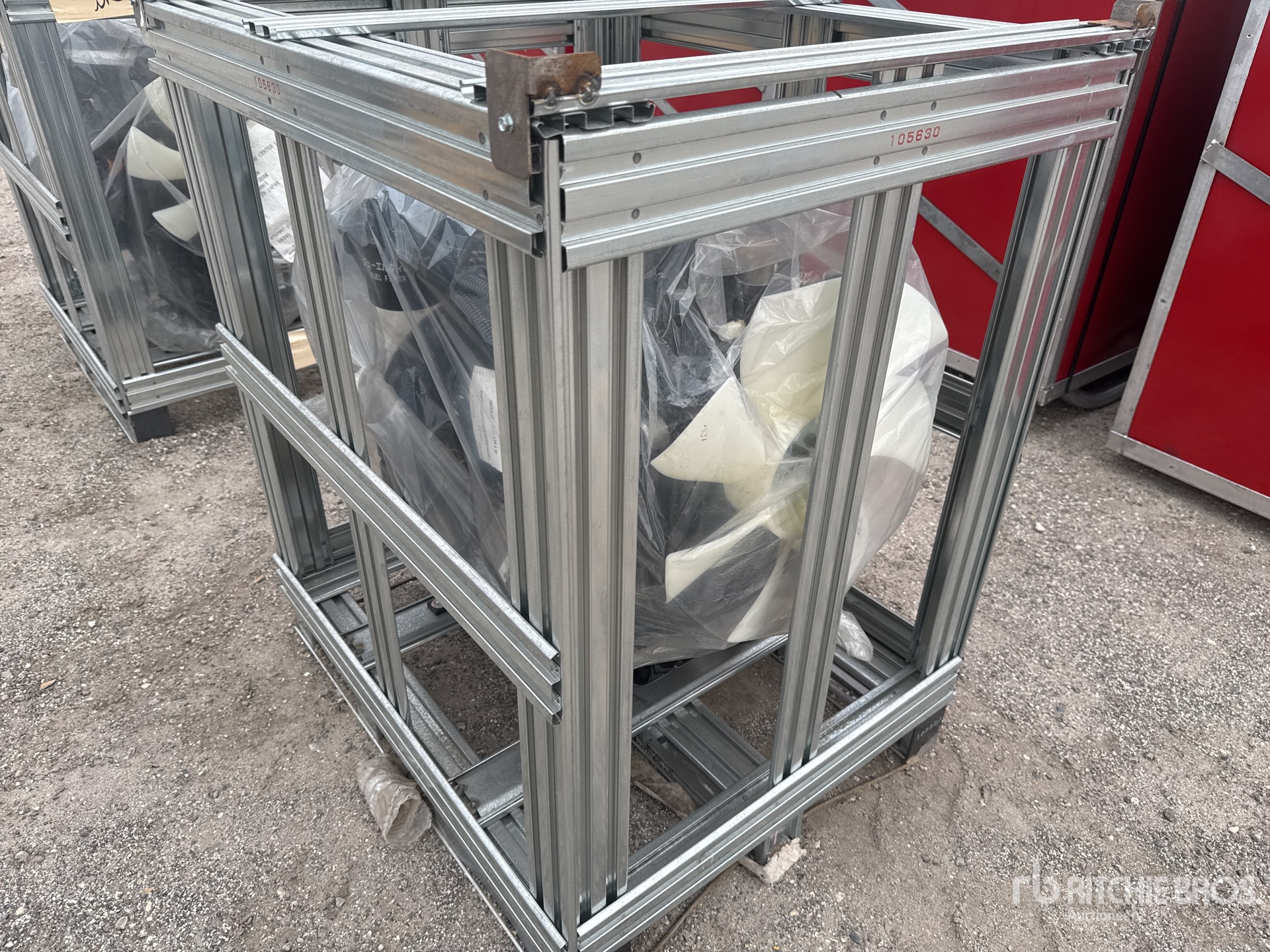 General Appearance with Image, coin arrière droit