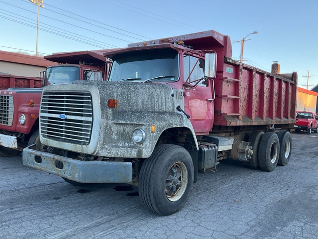 1976 Ford LT9000 6x4 Tri/A Dump Truck