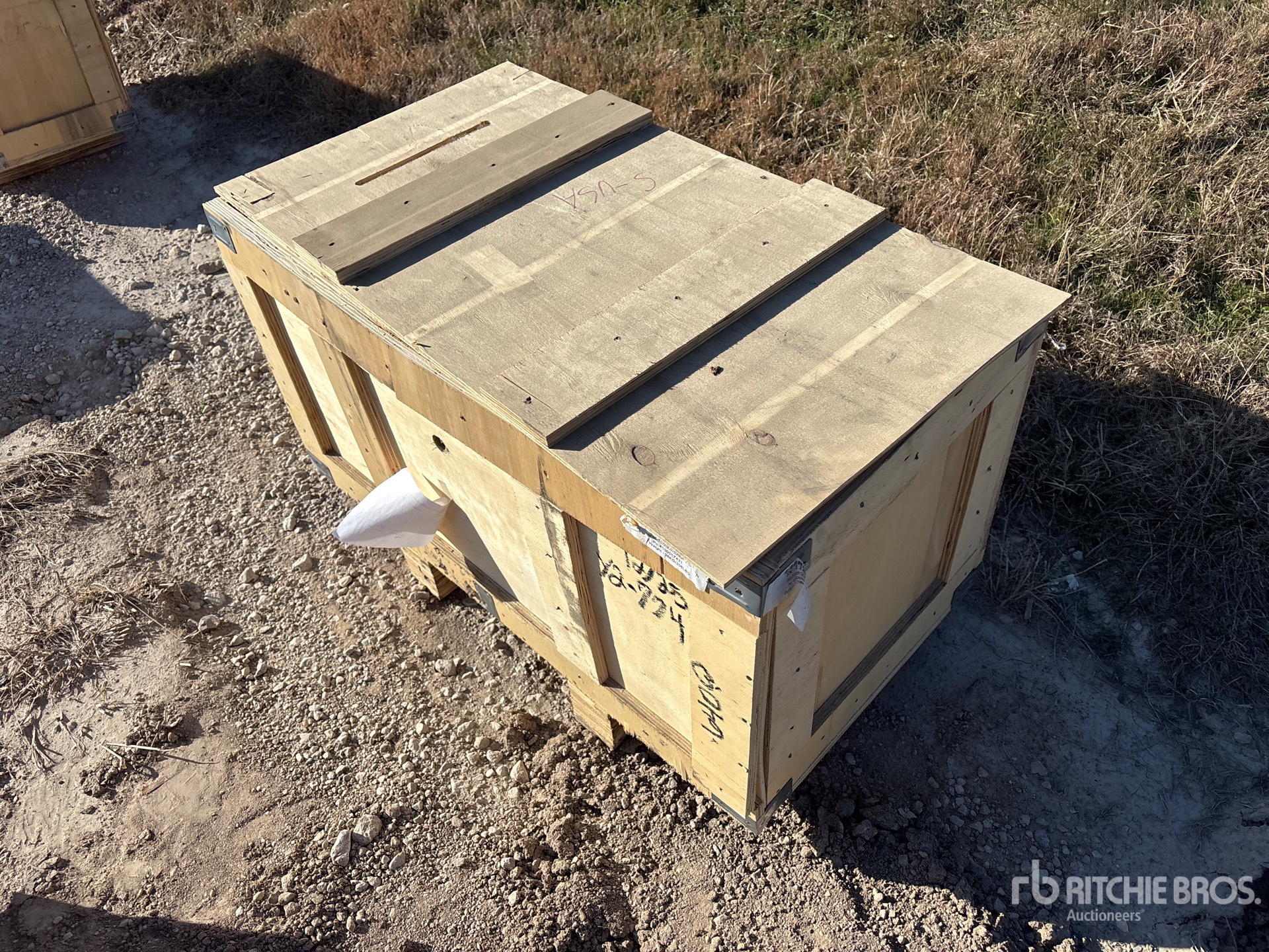 General Appearance with Foto, angolo anteriore sinistro