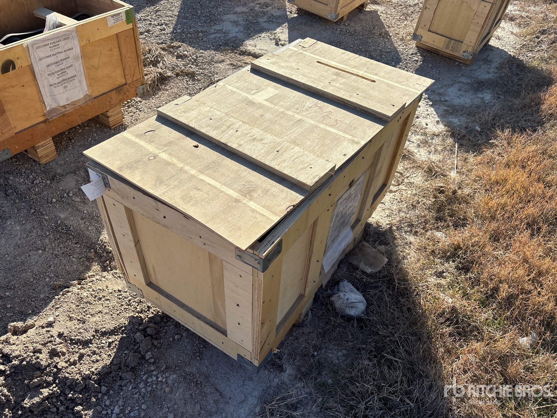 General Appearance with Foto, angolo posteriore sinistro