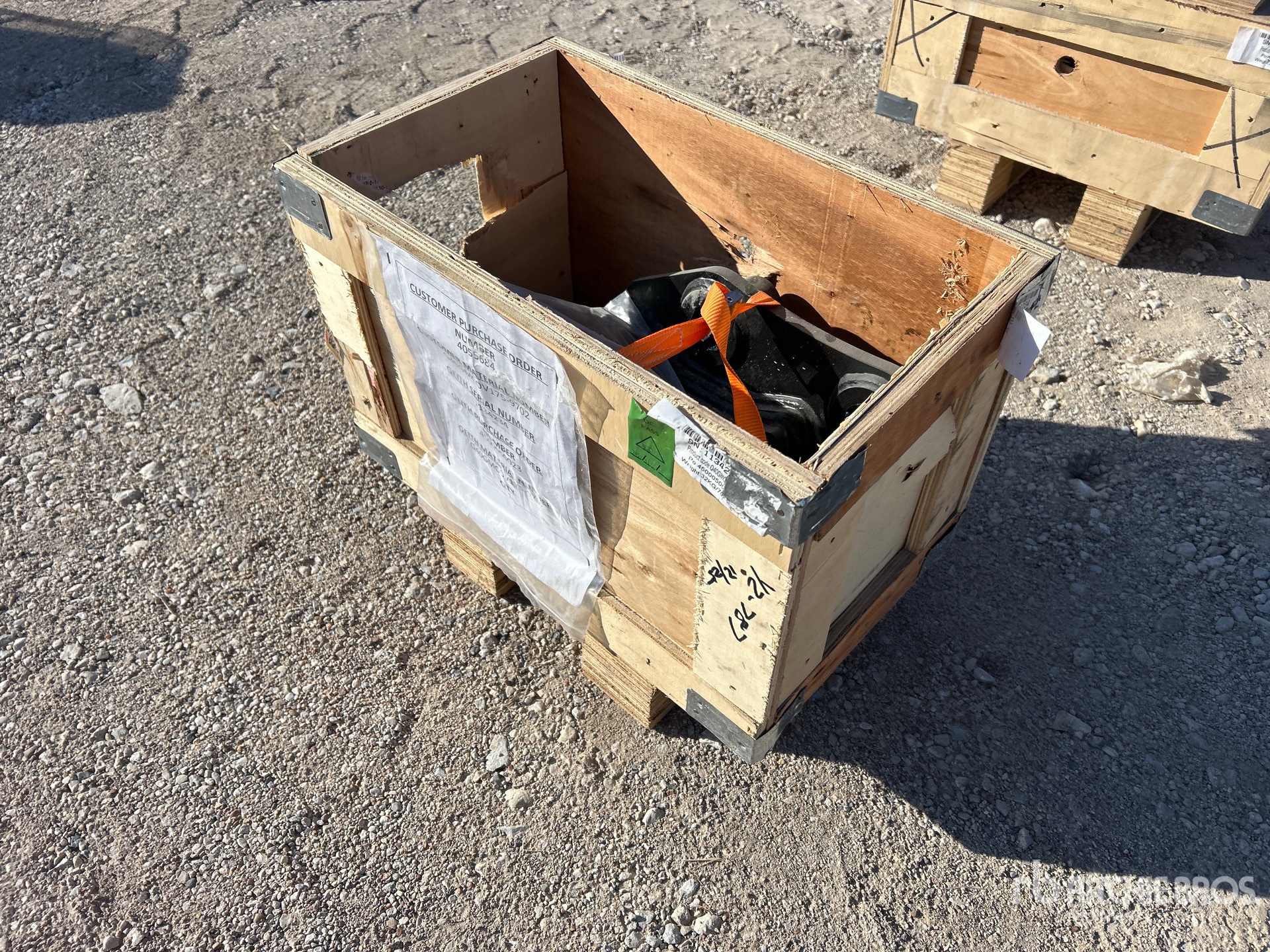 General Appearance with Foto, angolo anteriore sinistro