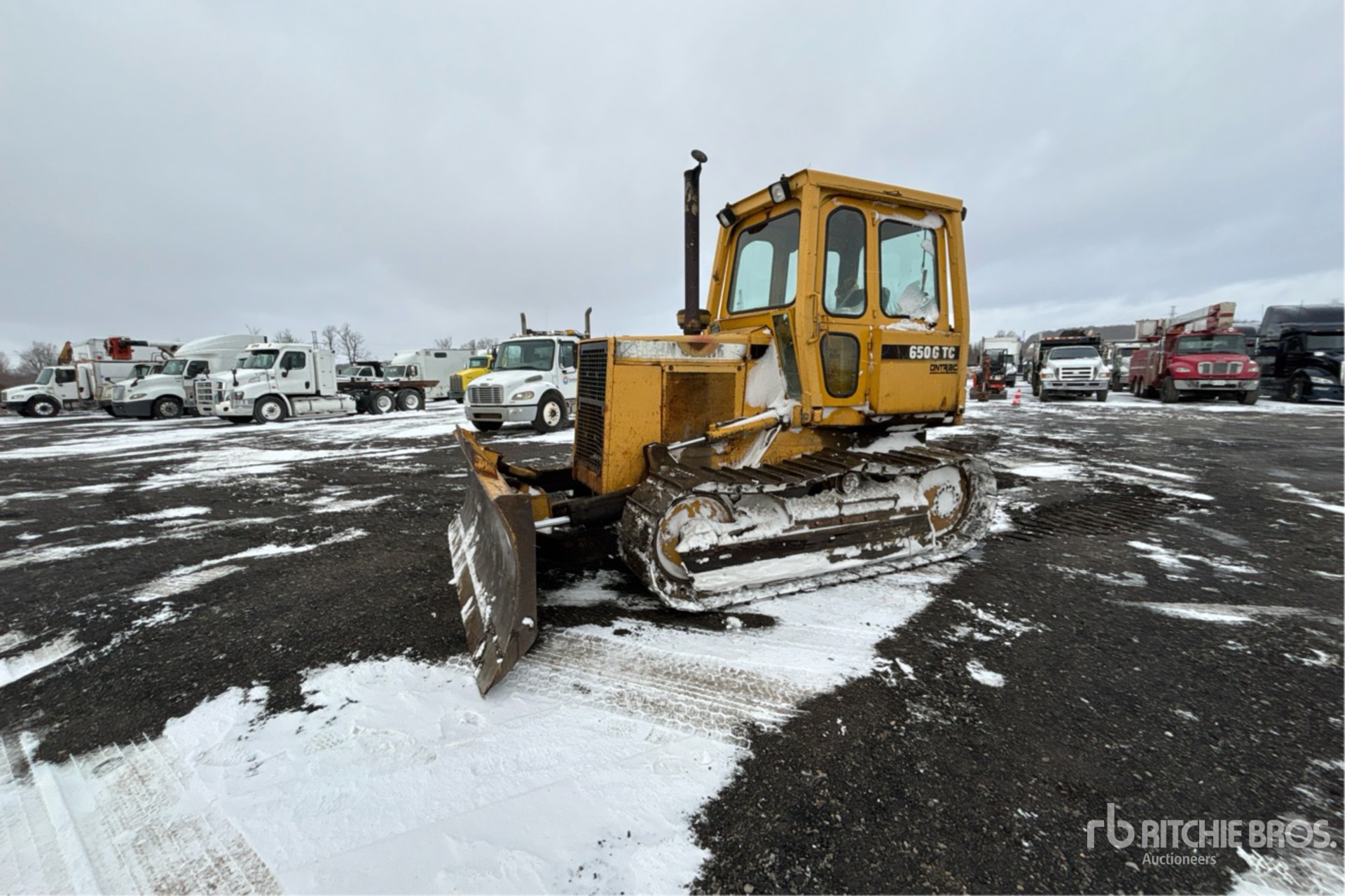 General Appearance with Foto, angolo anteriore sinistro