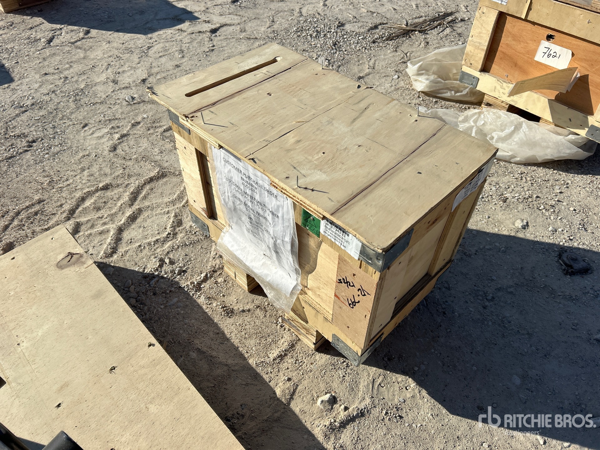 General Appearance with Foto, angolo anteriore sinistro