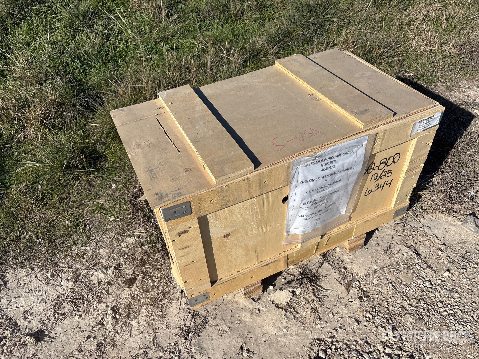 General Appearance with Picture, Right Front Corner