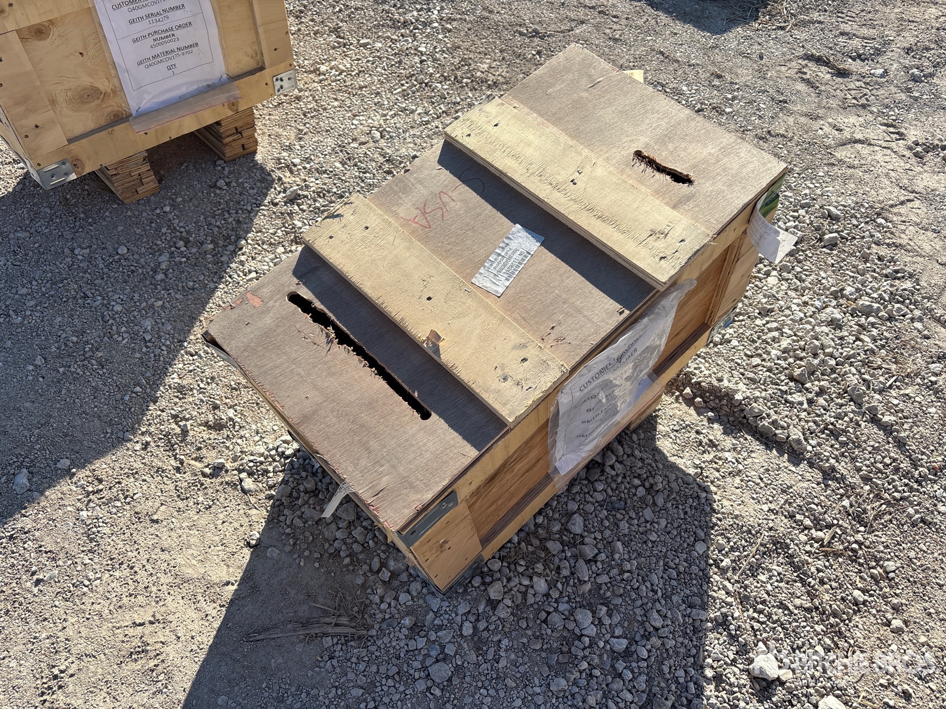 General Appearance with Foto, angolo posteriore sinistro