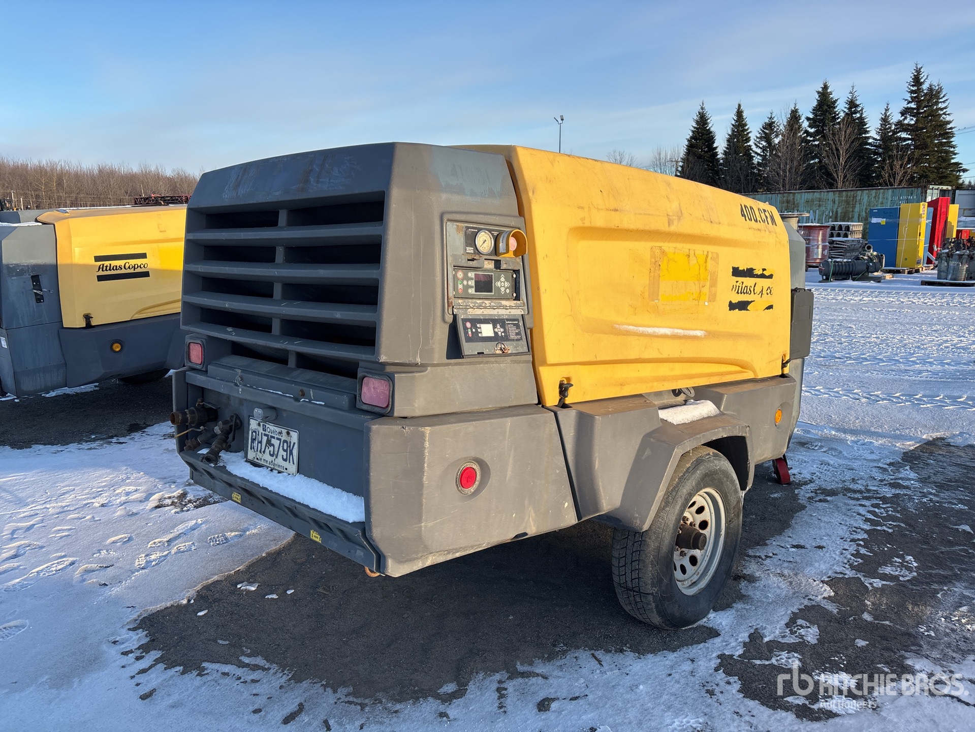 General Appearance with Imagen: esquina trasera derecha