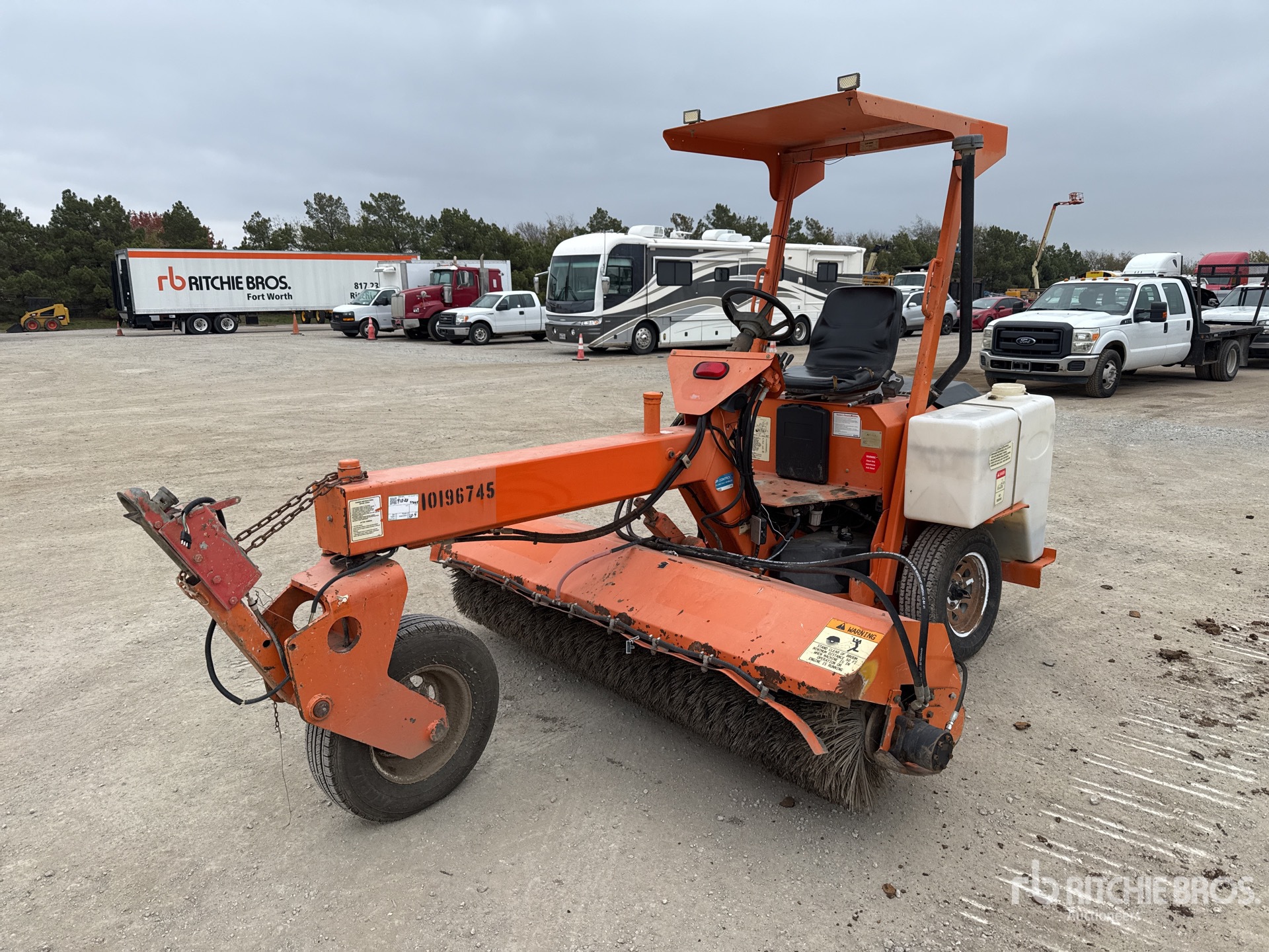 General Appearance with Featured Photo