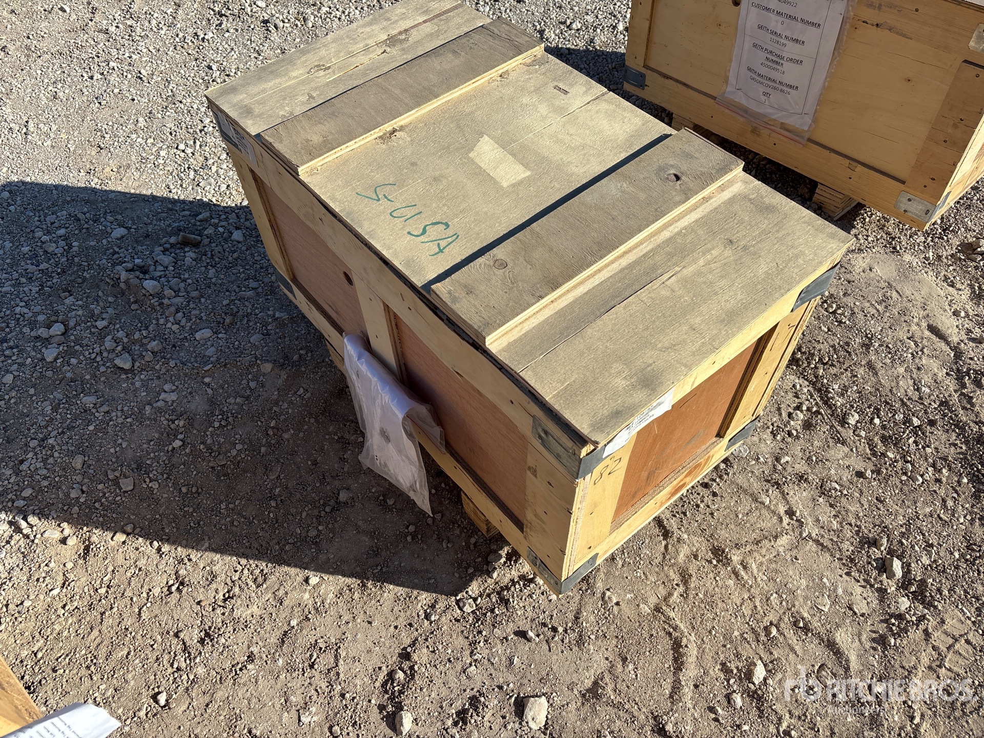 General Appearance with Foto, angolo anteriore sinistro